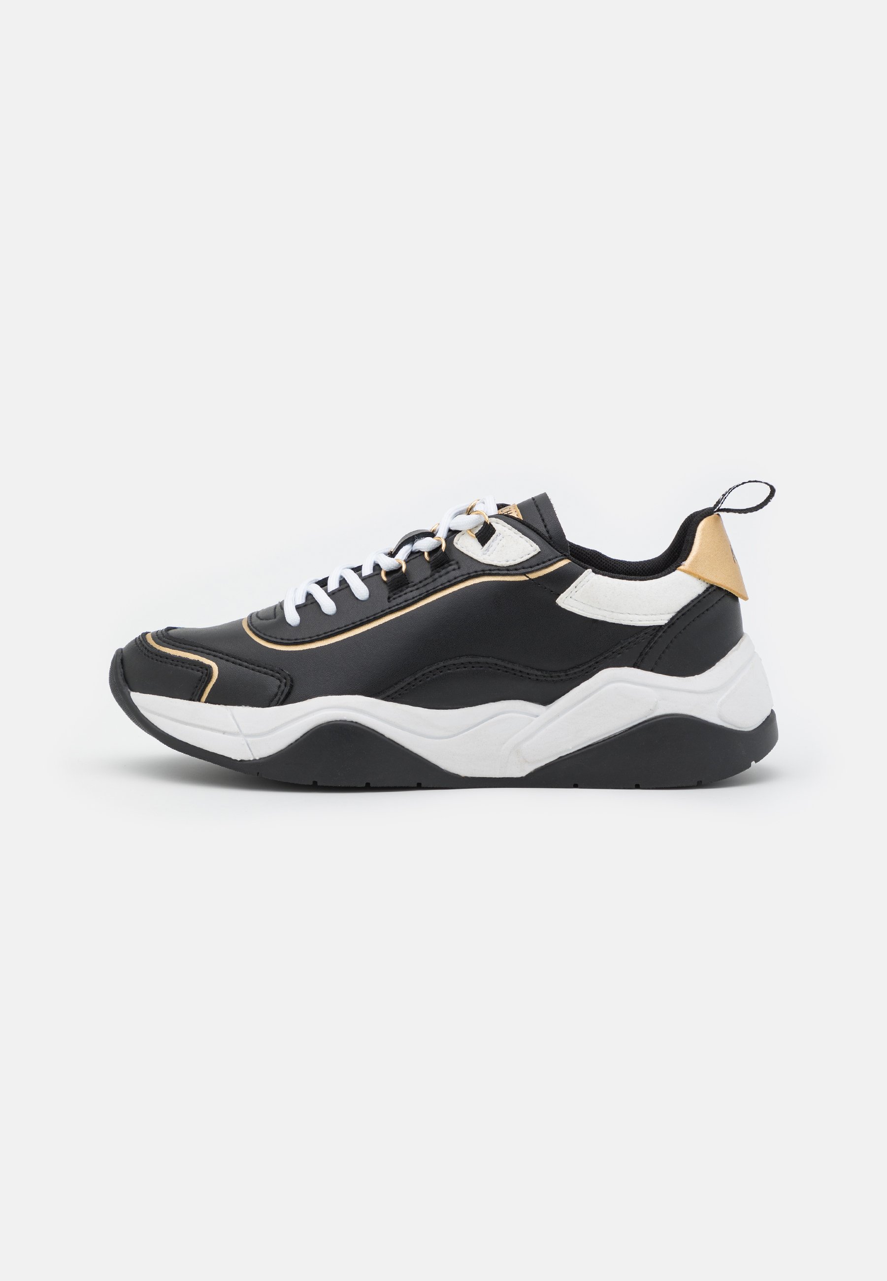 LACE UP- Trainers