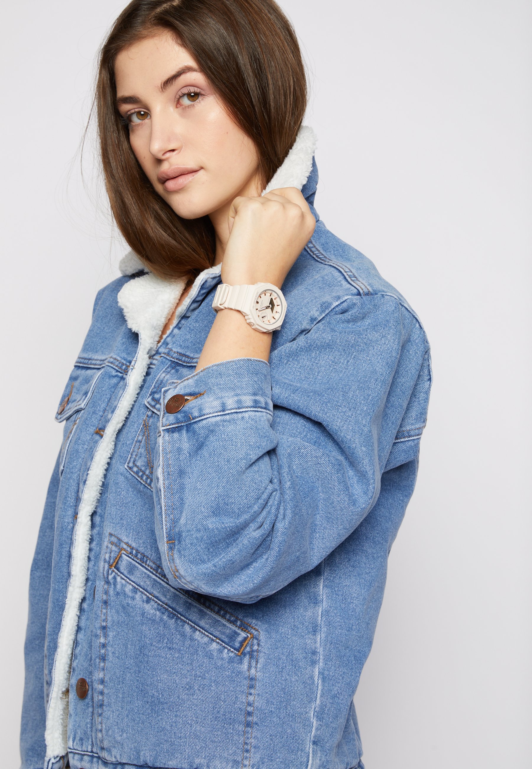 Digital watch