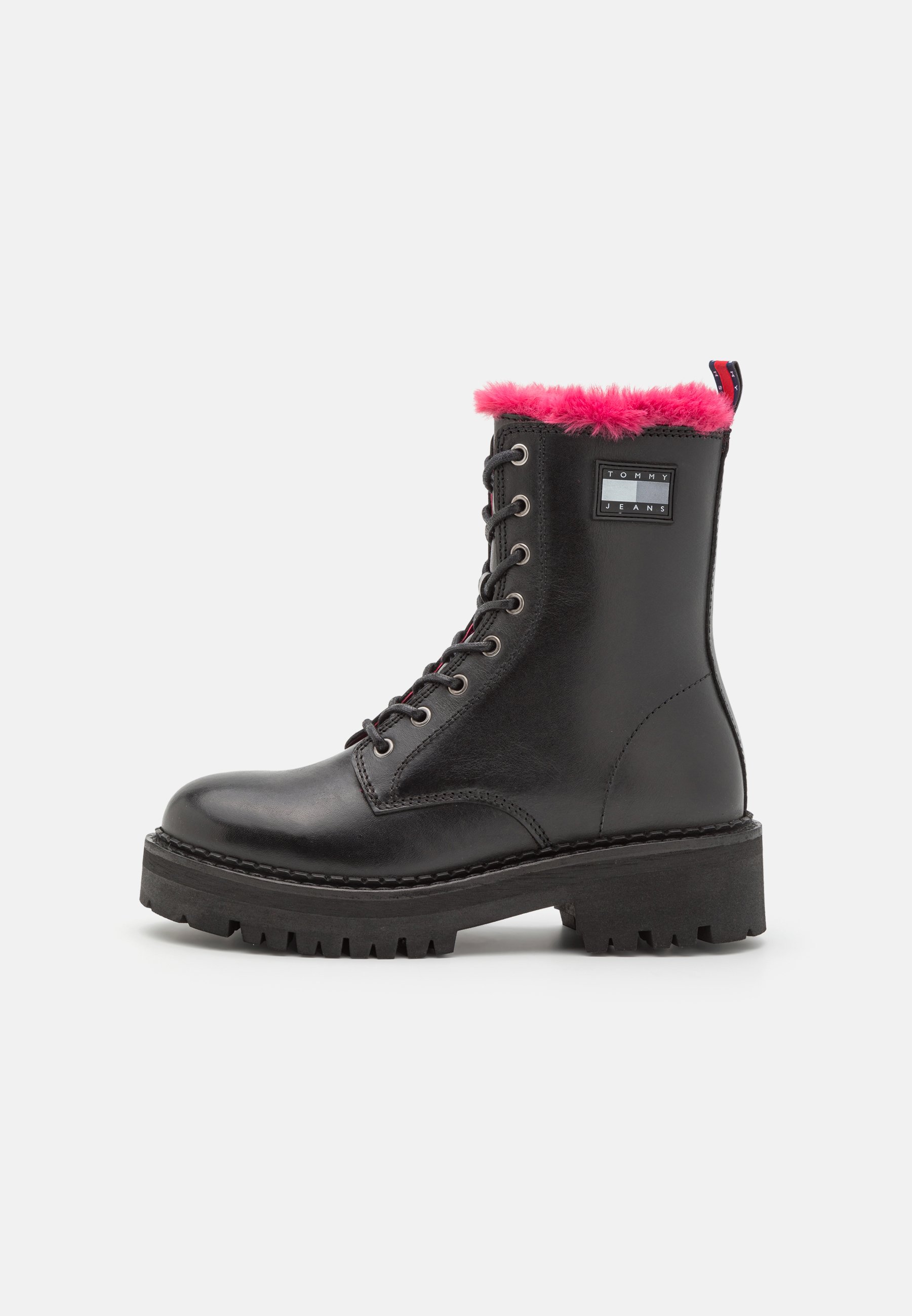 URBAN- Platform ankle boots