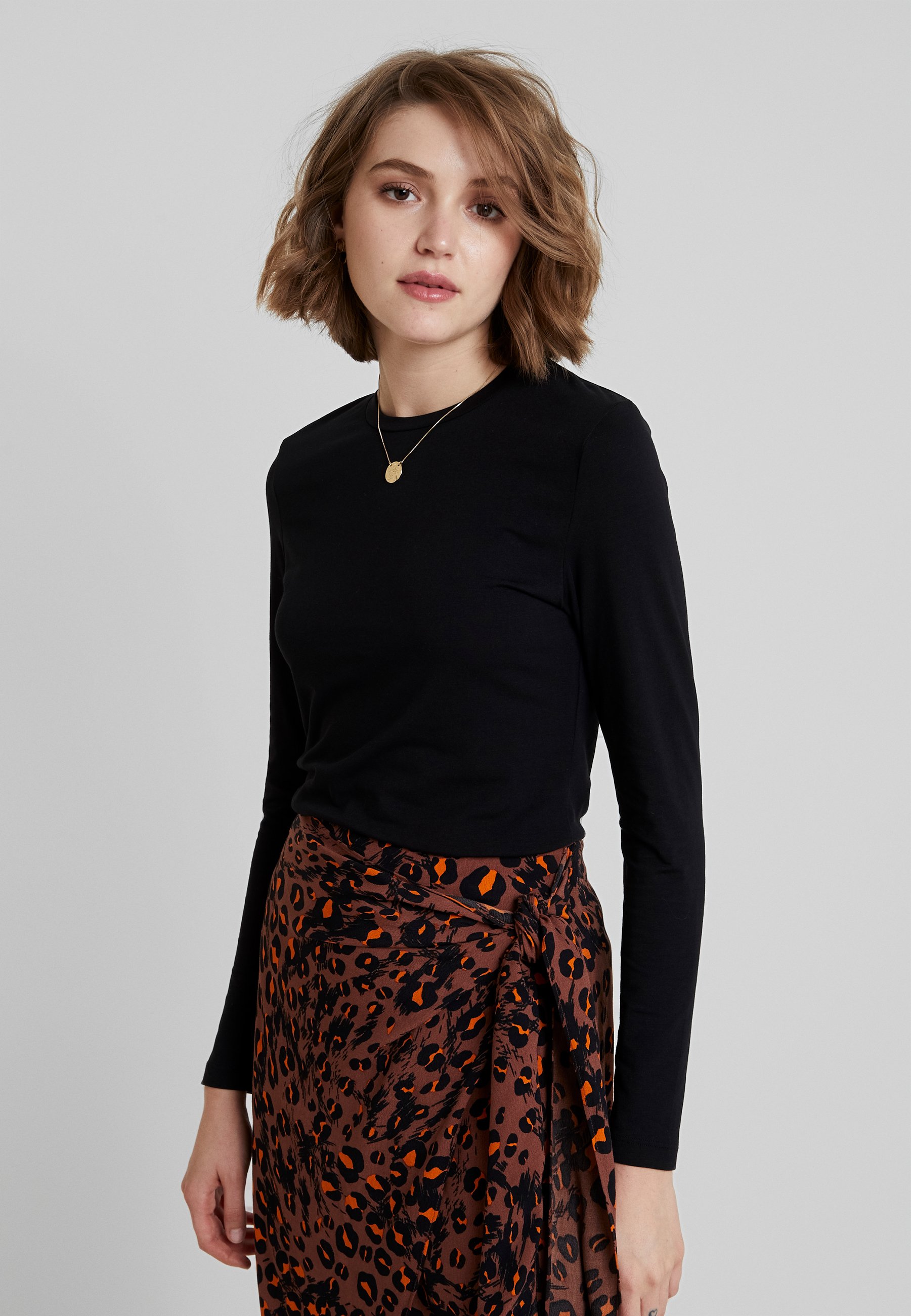 ESTER - Long sleeved top