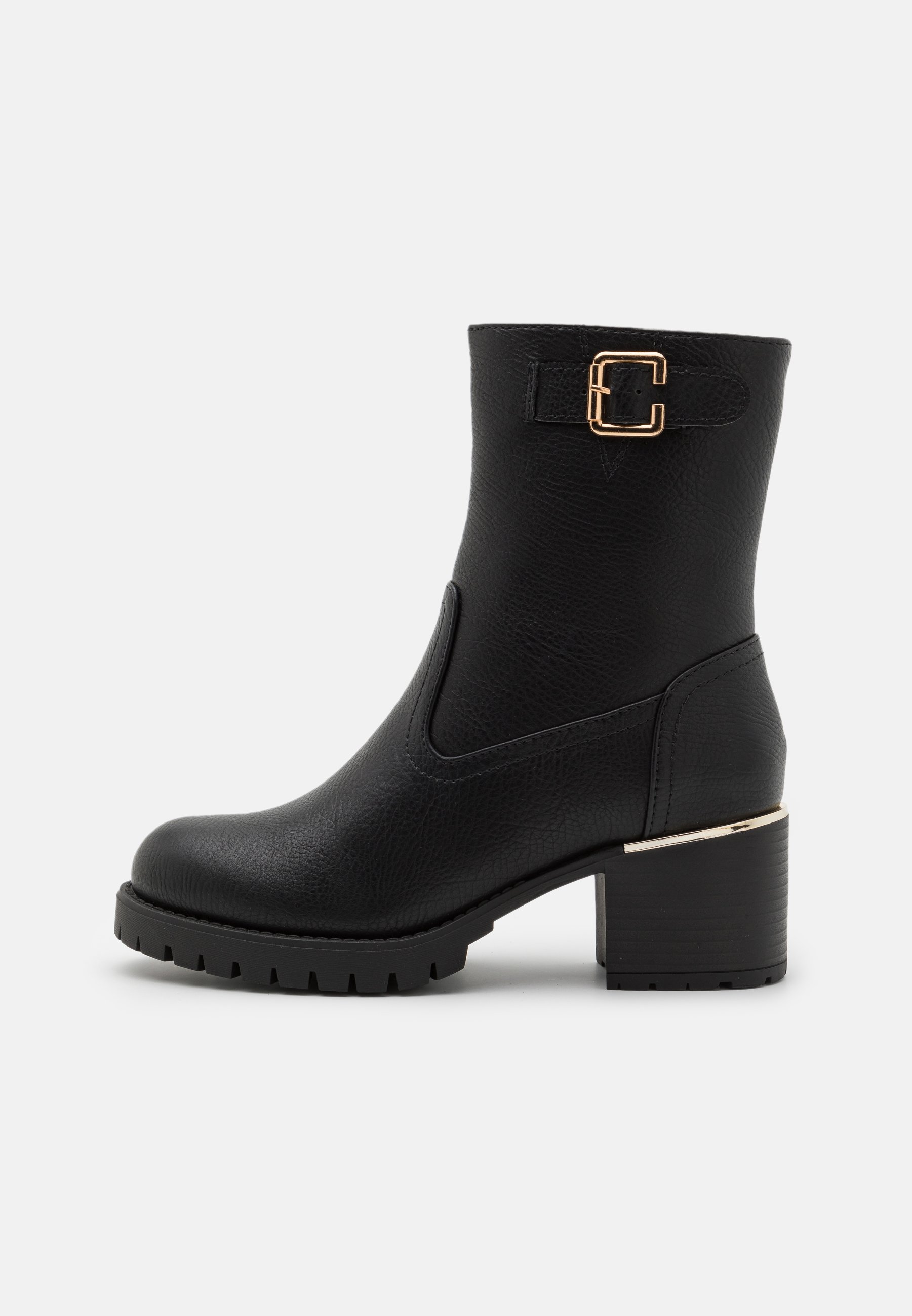 Classic ankle boots