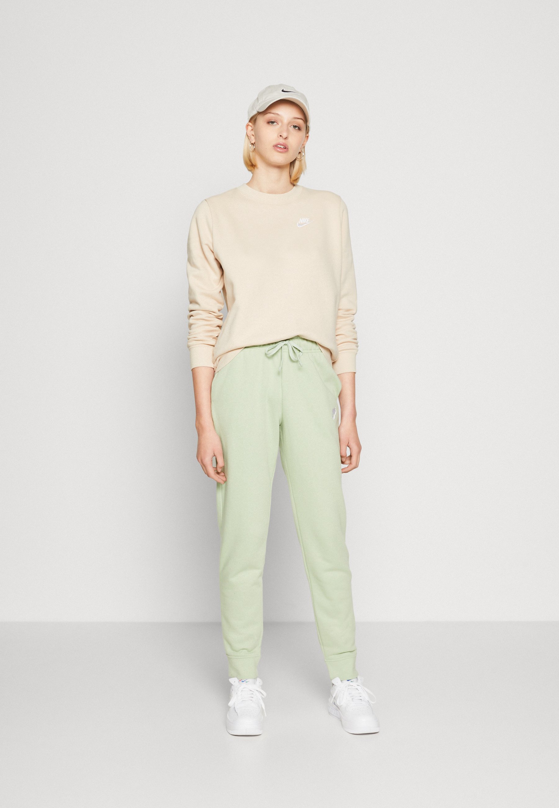 CLUB PANT- Tracksuit bottoms