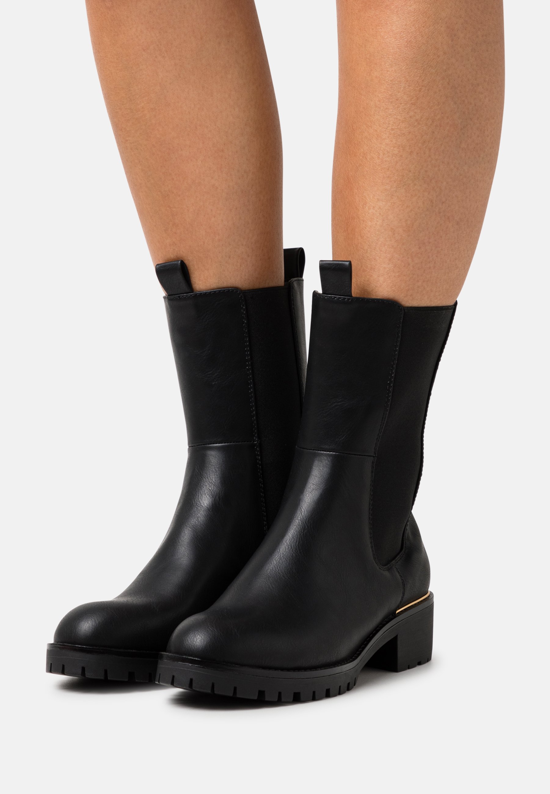 Classic ankle boots
