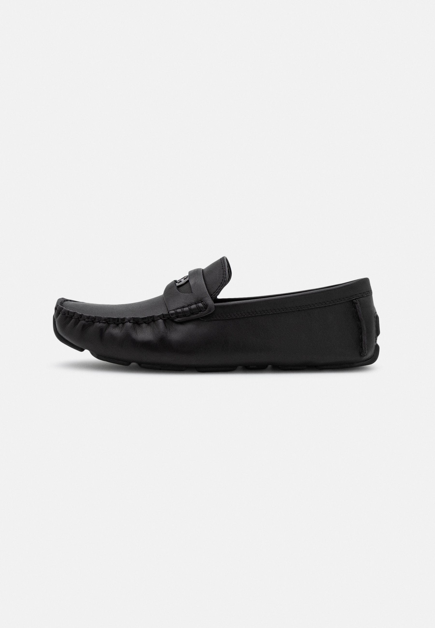 DRIVER - Moccasins