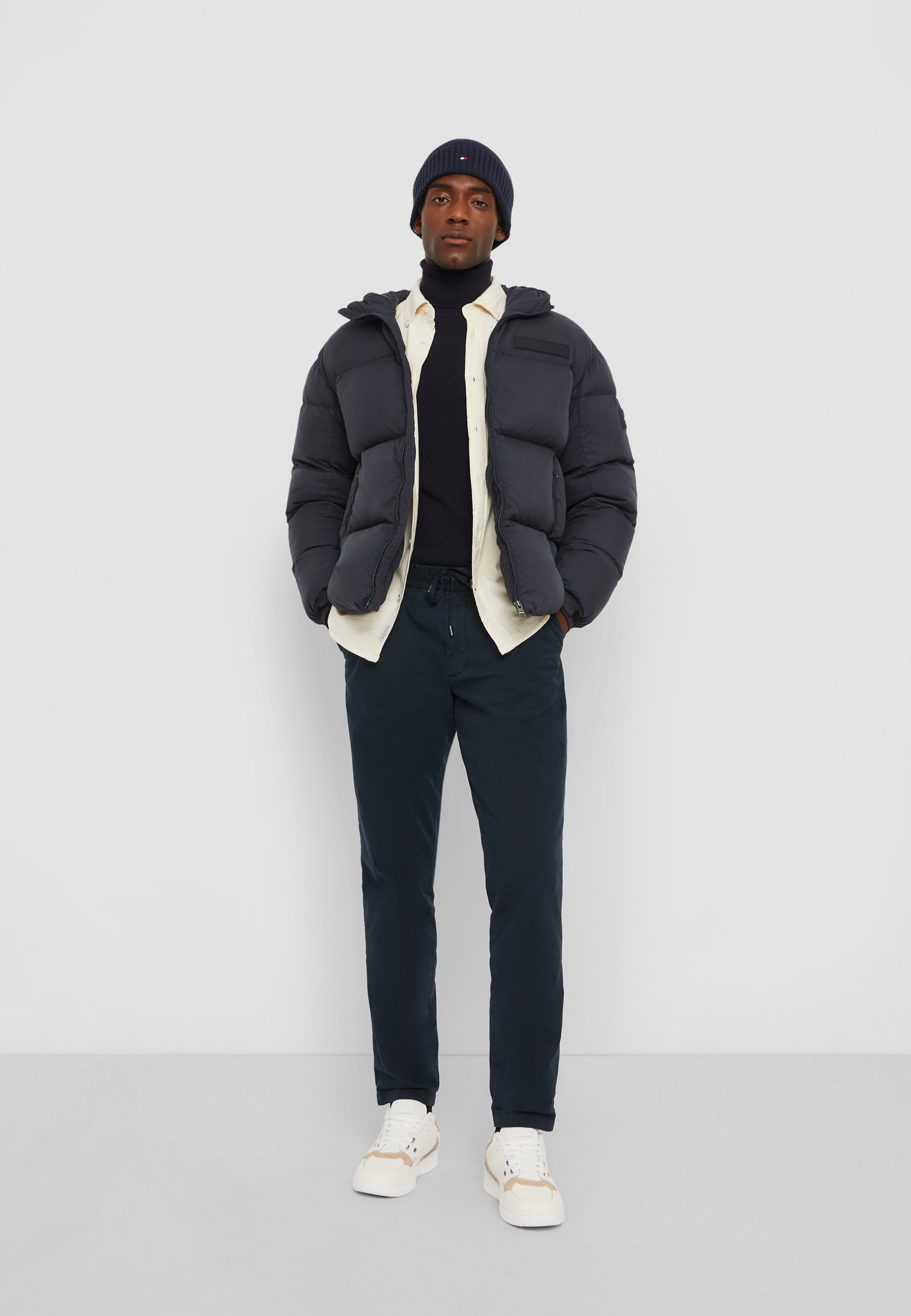 NEW YORK HOODED JACKET - Down jacket