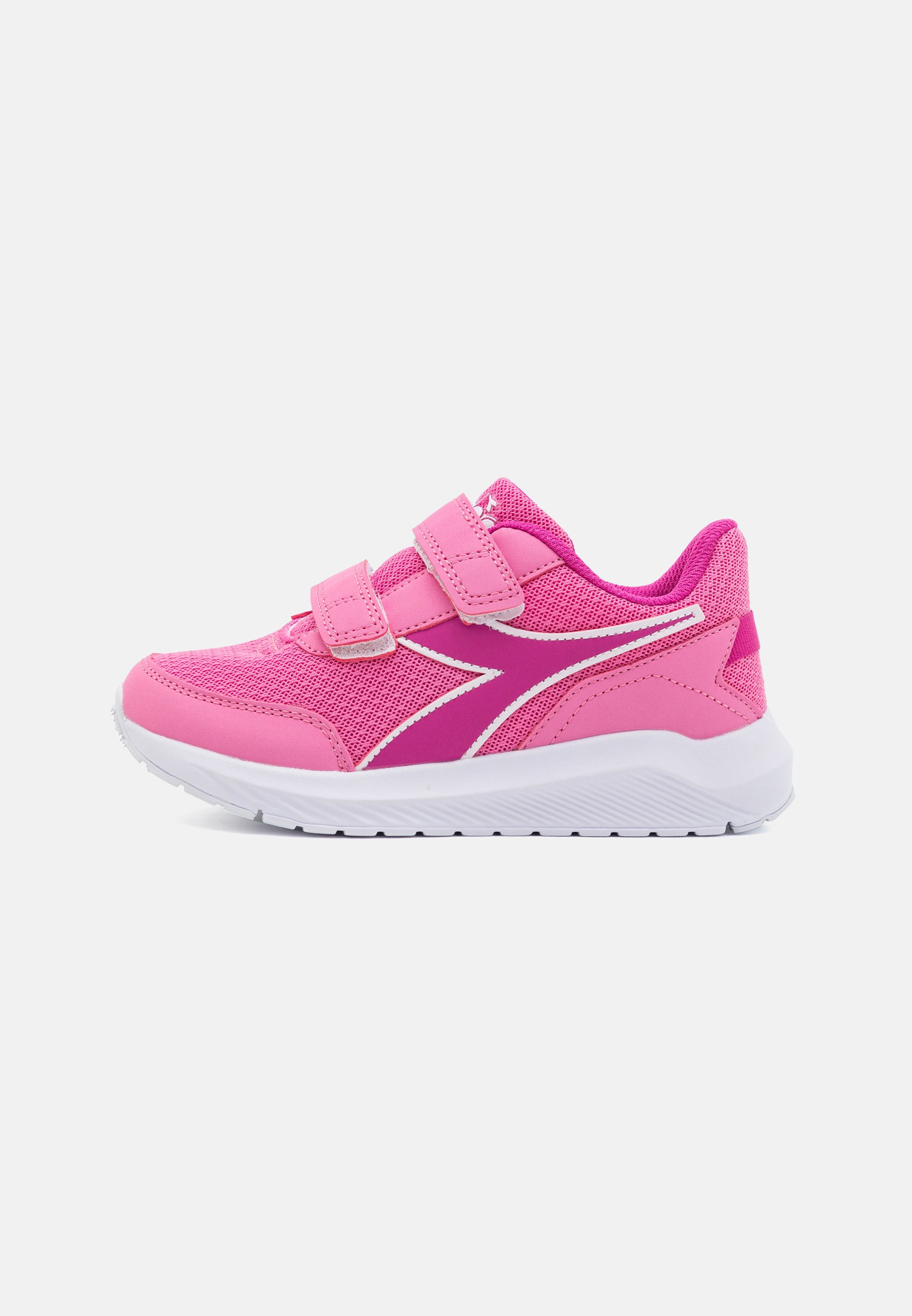 Competition running shoes