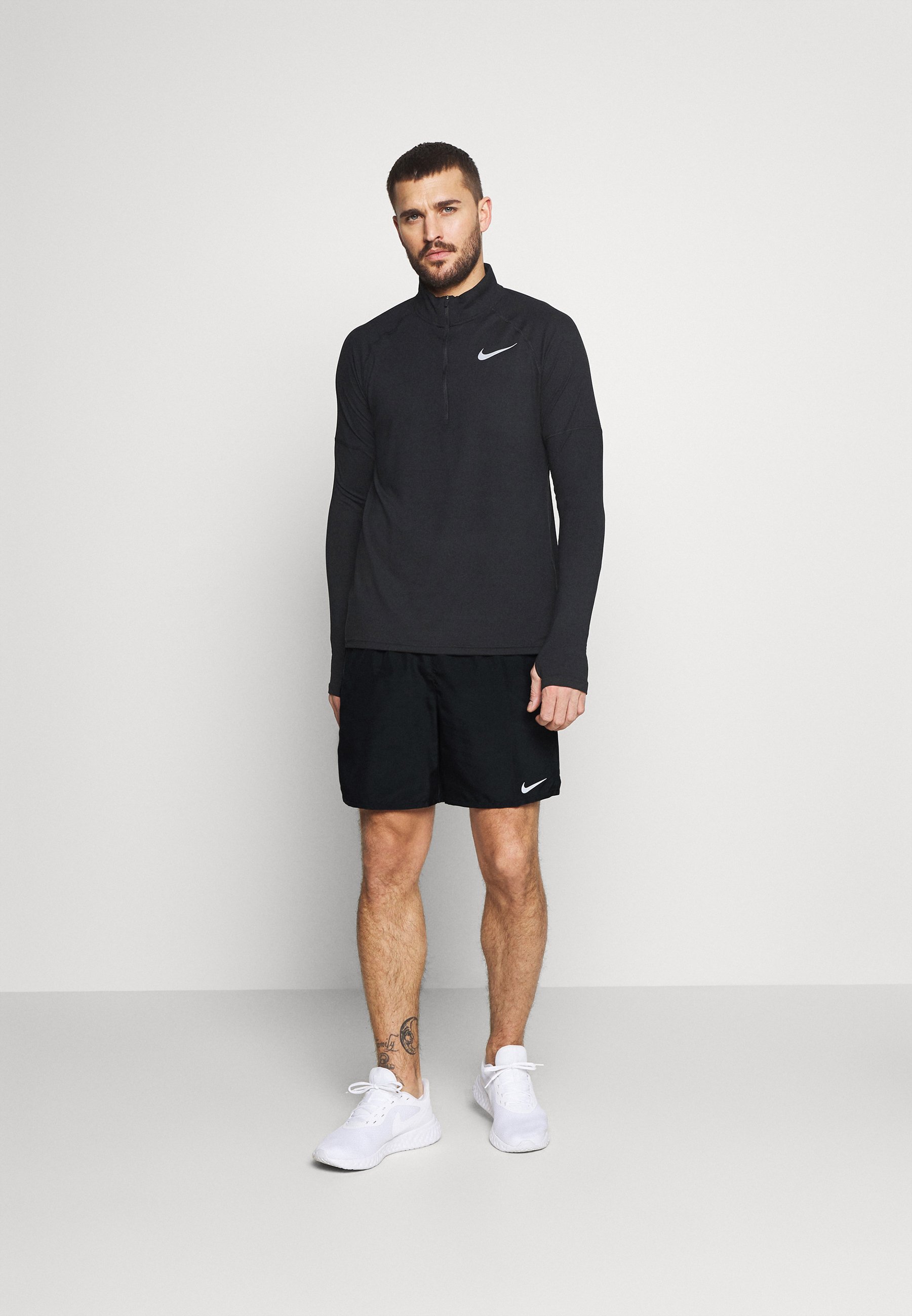 M NK DF CHALLENGER SHORT 72IN - Sports shorts