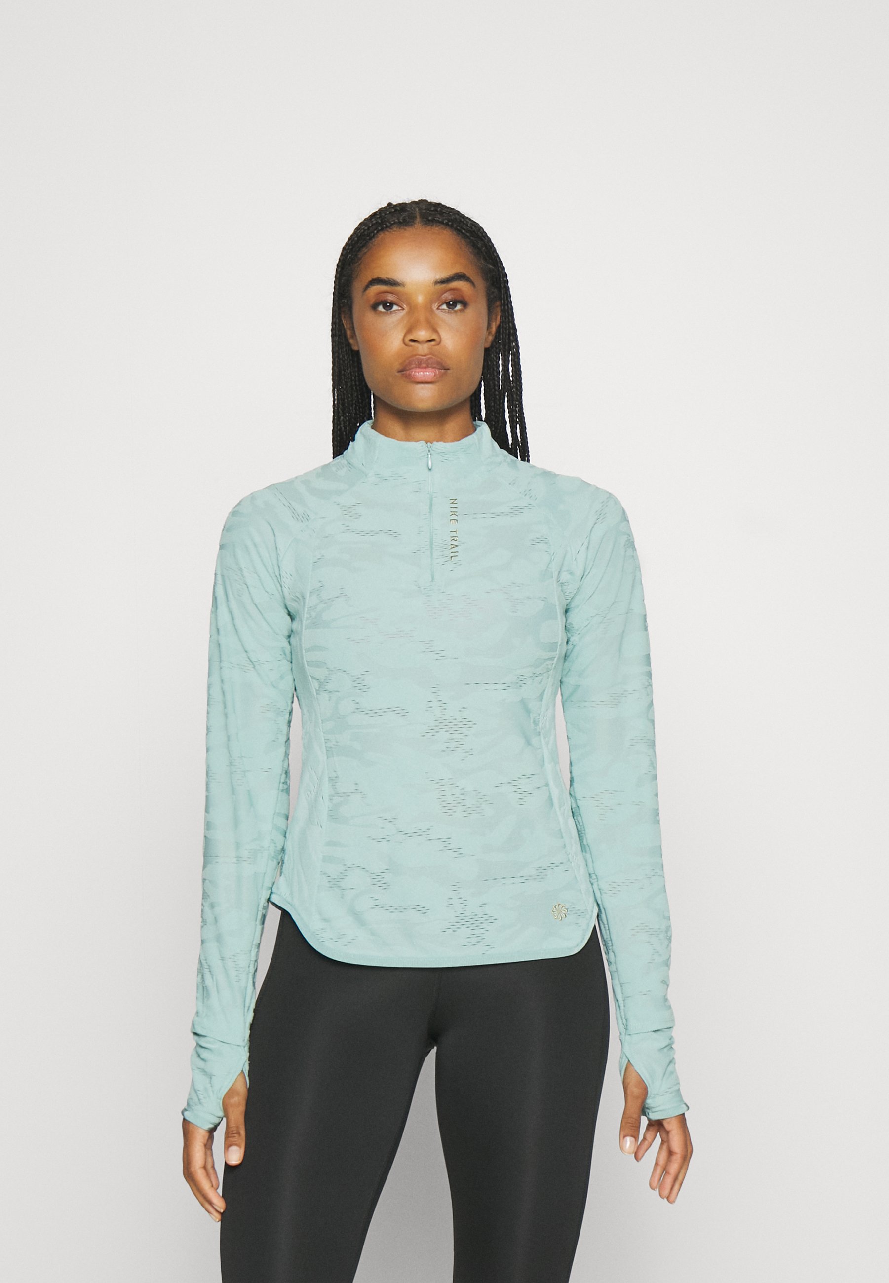 Long sleeved top