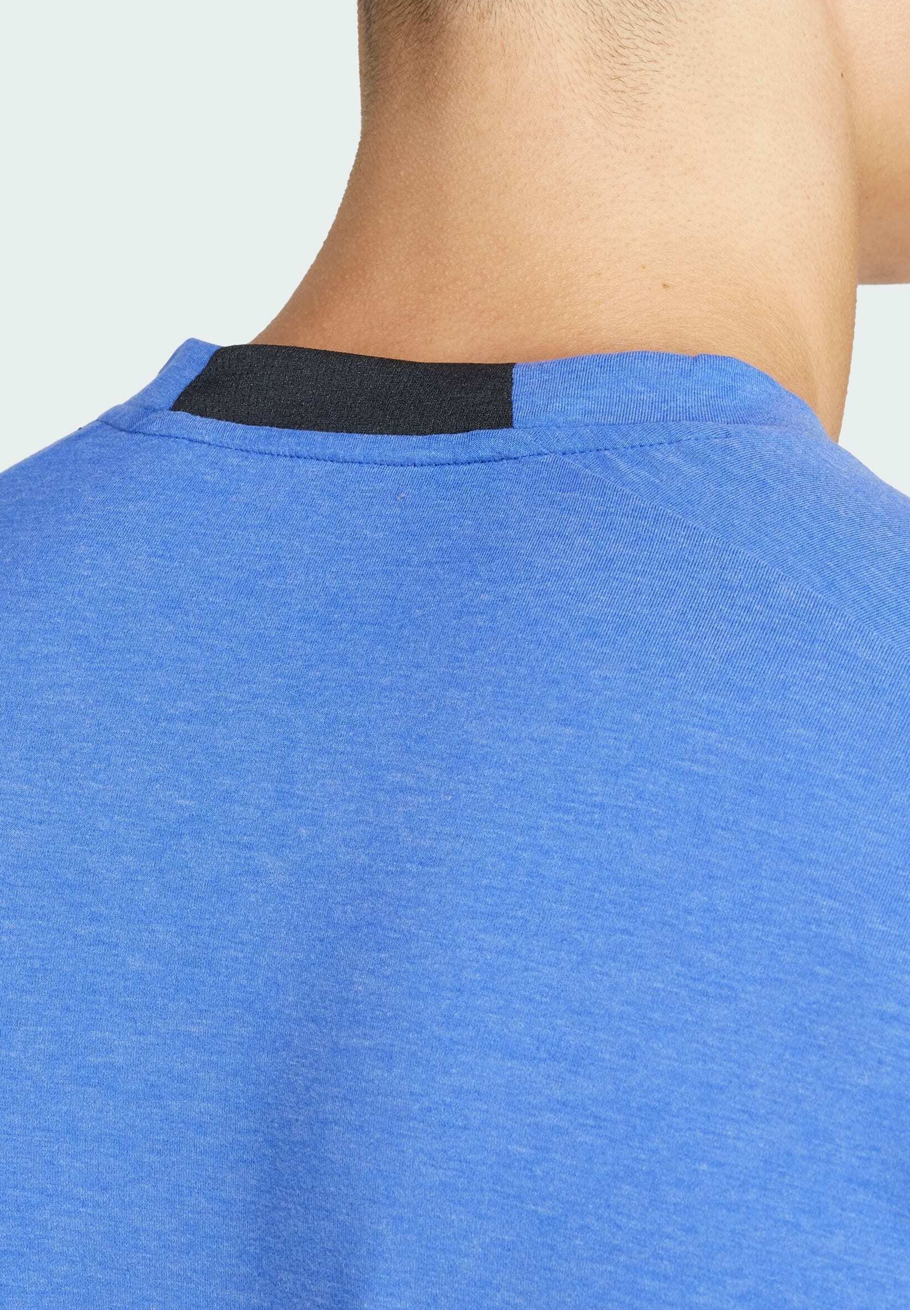 DESIGNED FOR TRAINING WORKOUT - Basic T-shirt
