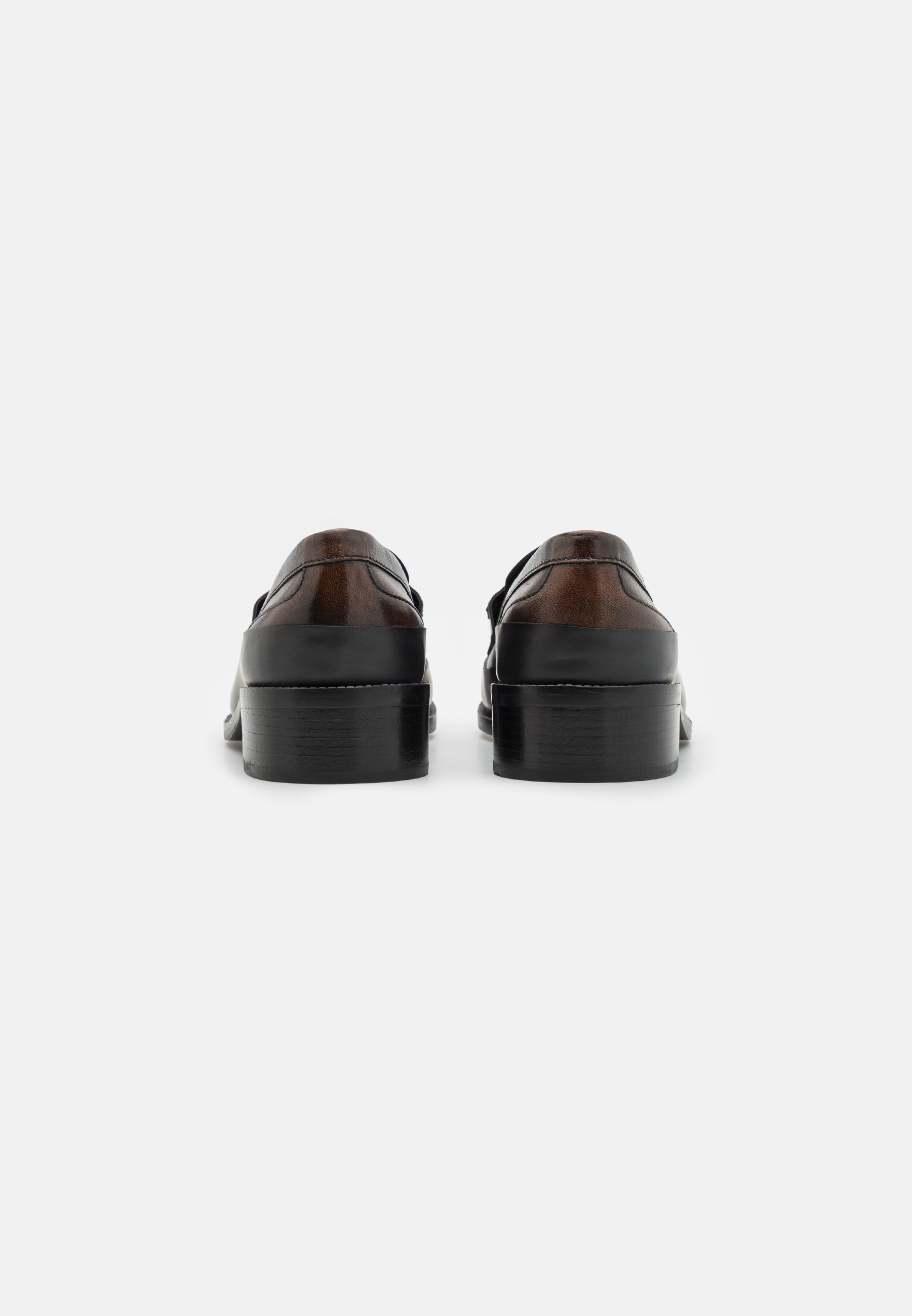 THE BRUTALIST LOAFER - Smart slip-ons