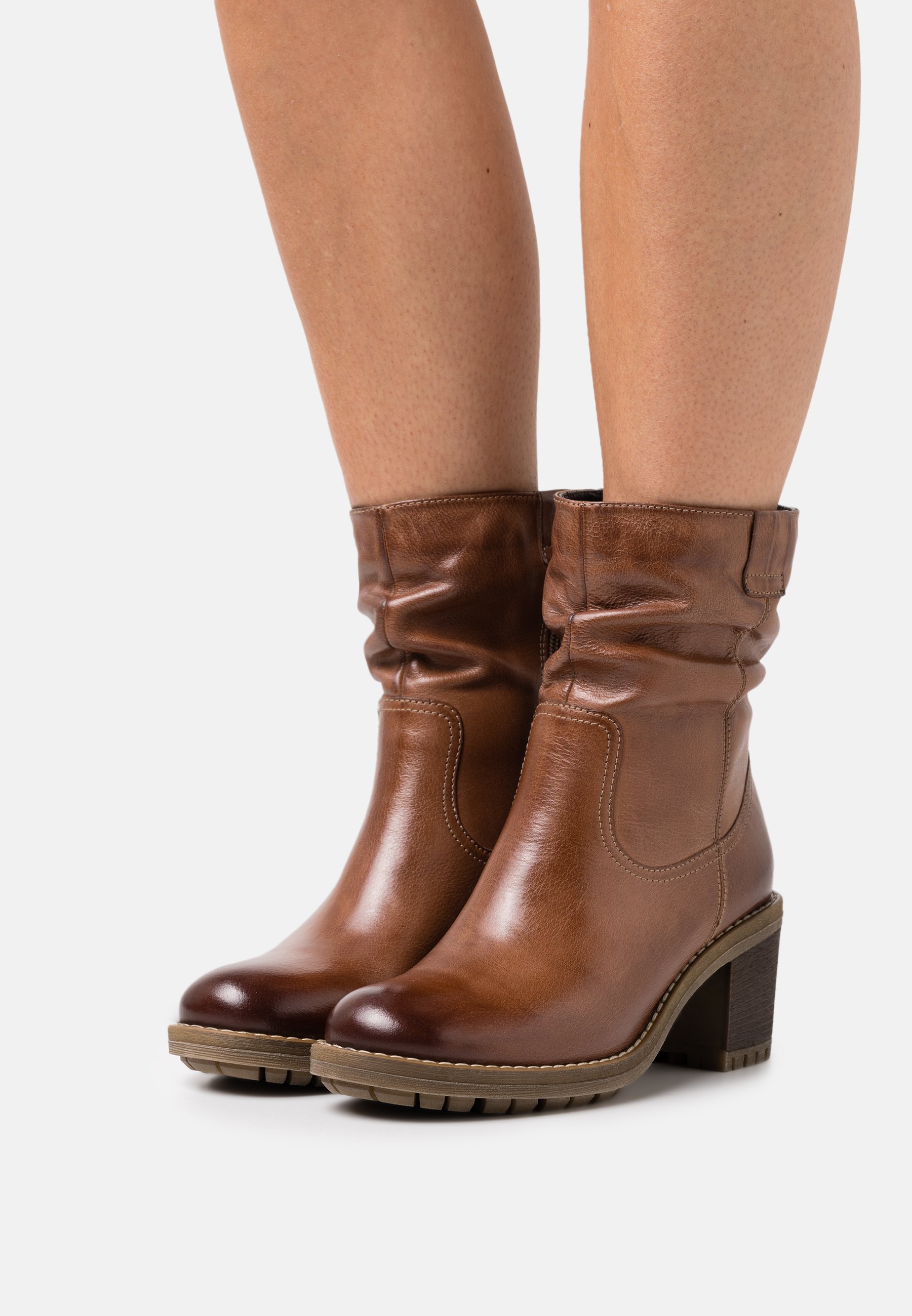 LEATHER - Classic ankle boots