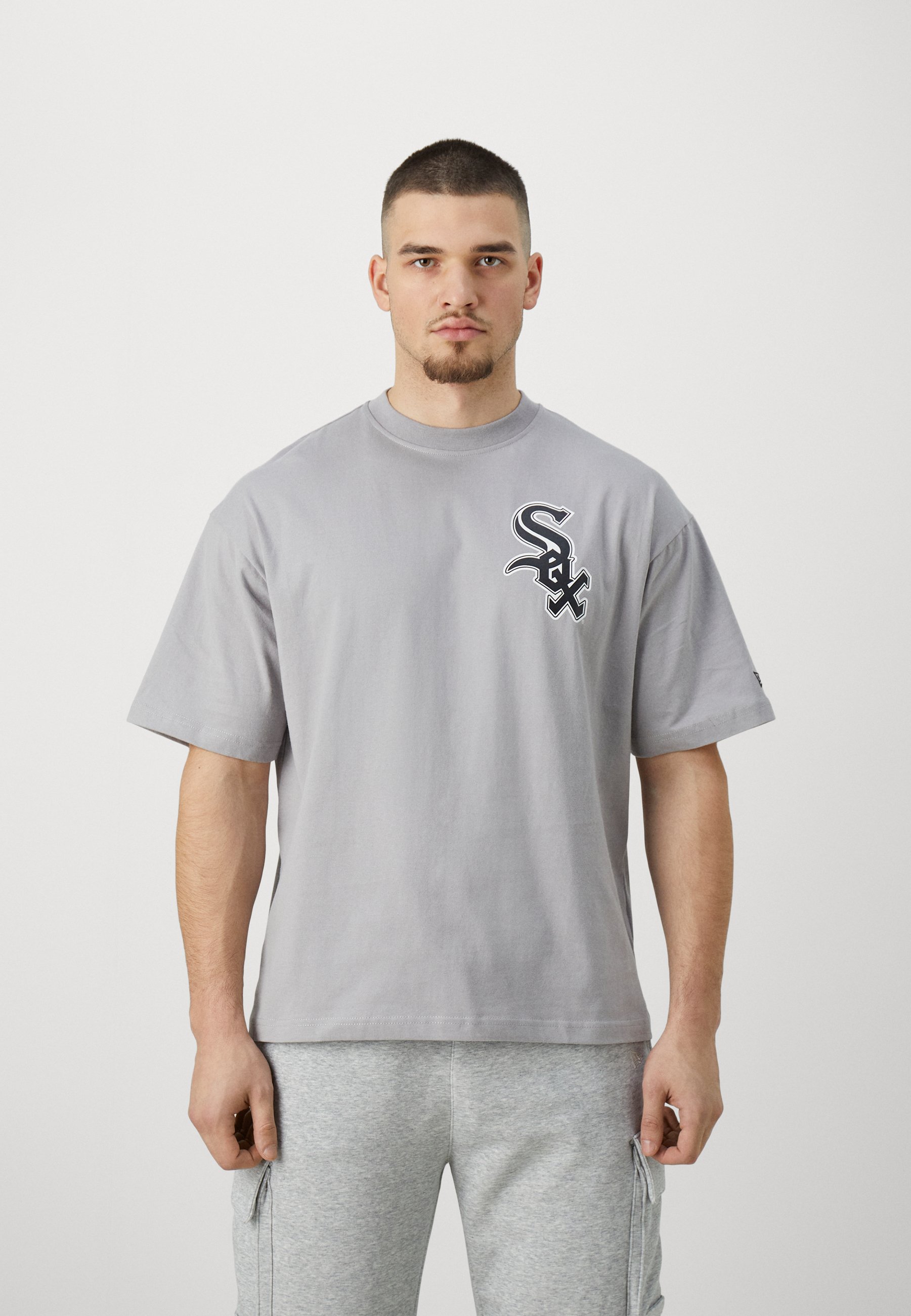 CHICAGO WHITE SOX OVERSIZED- Club wear
