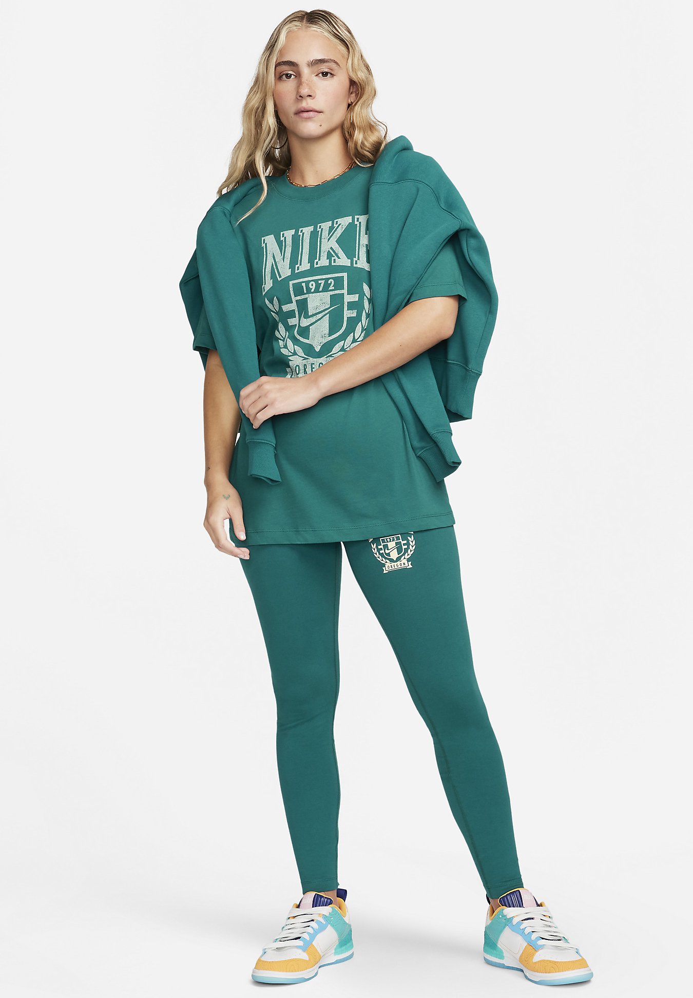 W NSW TEE BF VRSTY - Print T-shirt