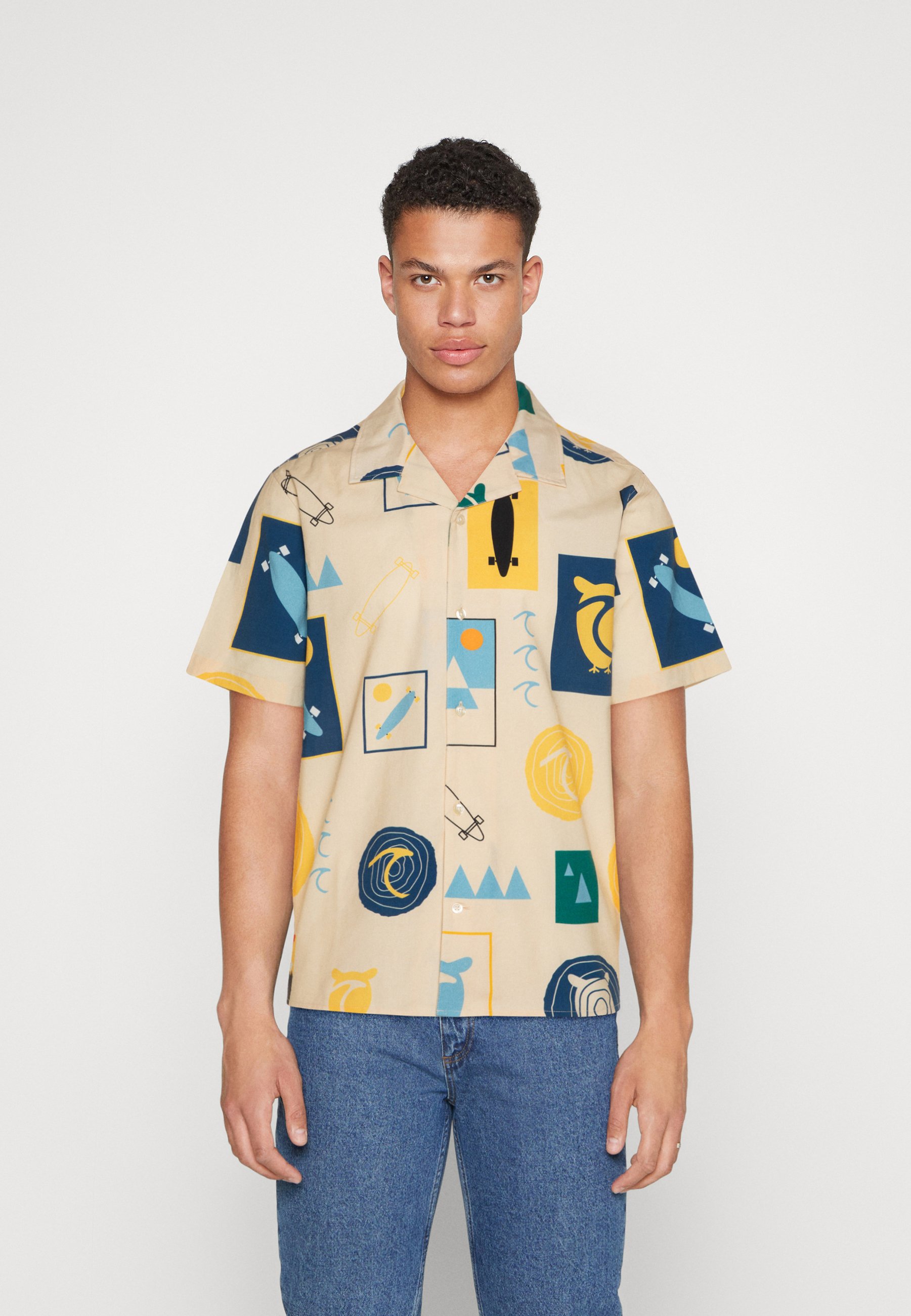 BOXED FIT URSKOG SHORT SLEEVED GOTS VEGAN - Shirt