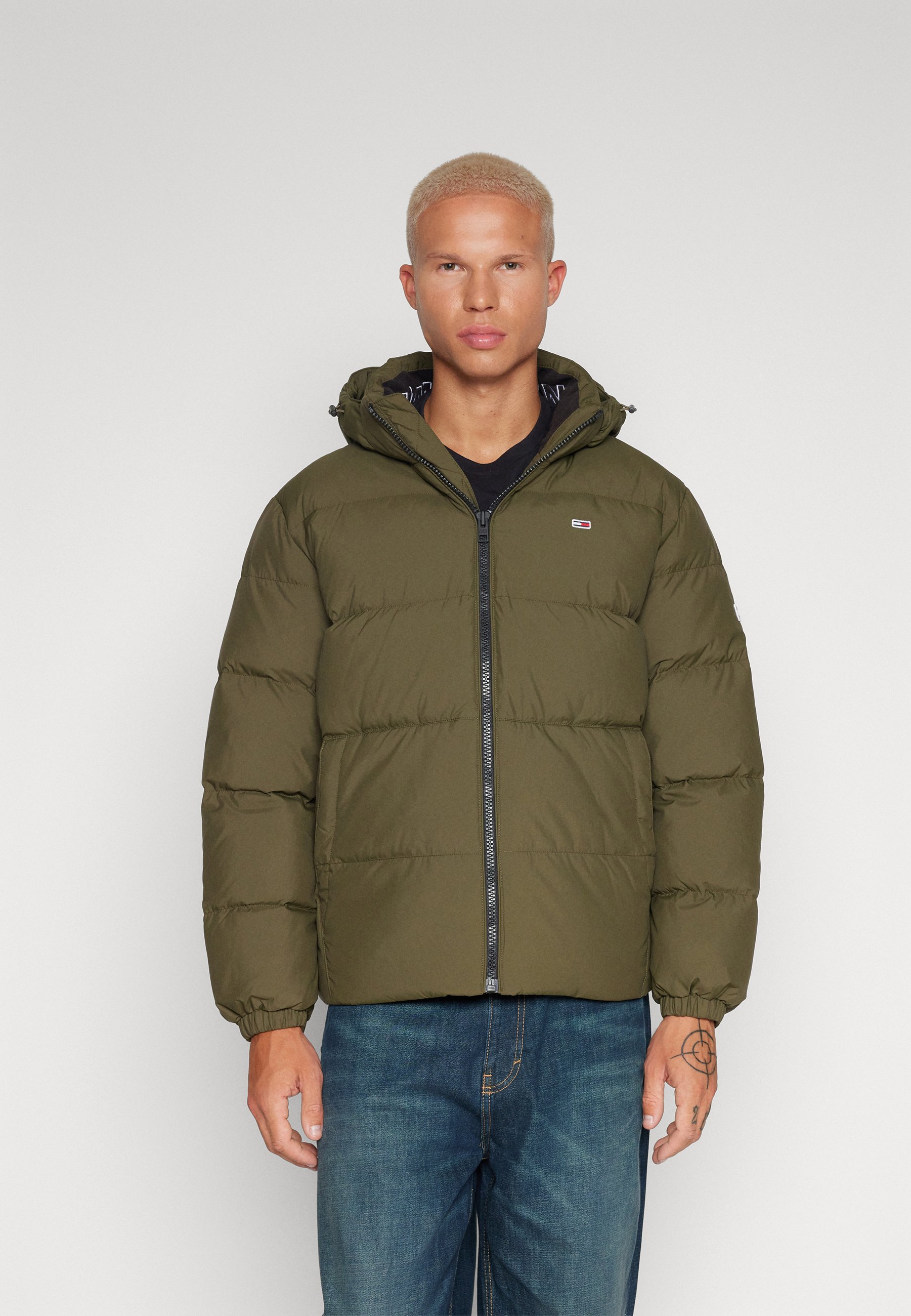 ESSENTIAL JACKET - Down jacket