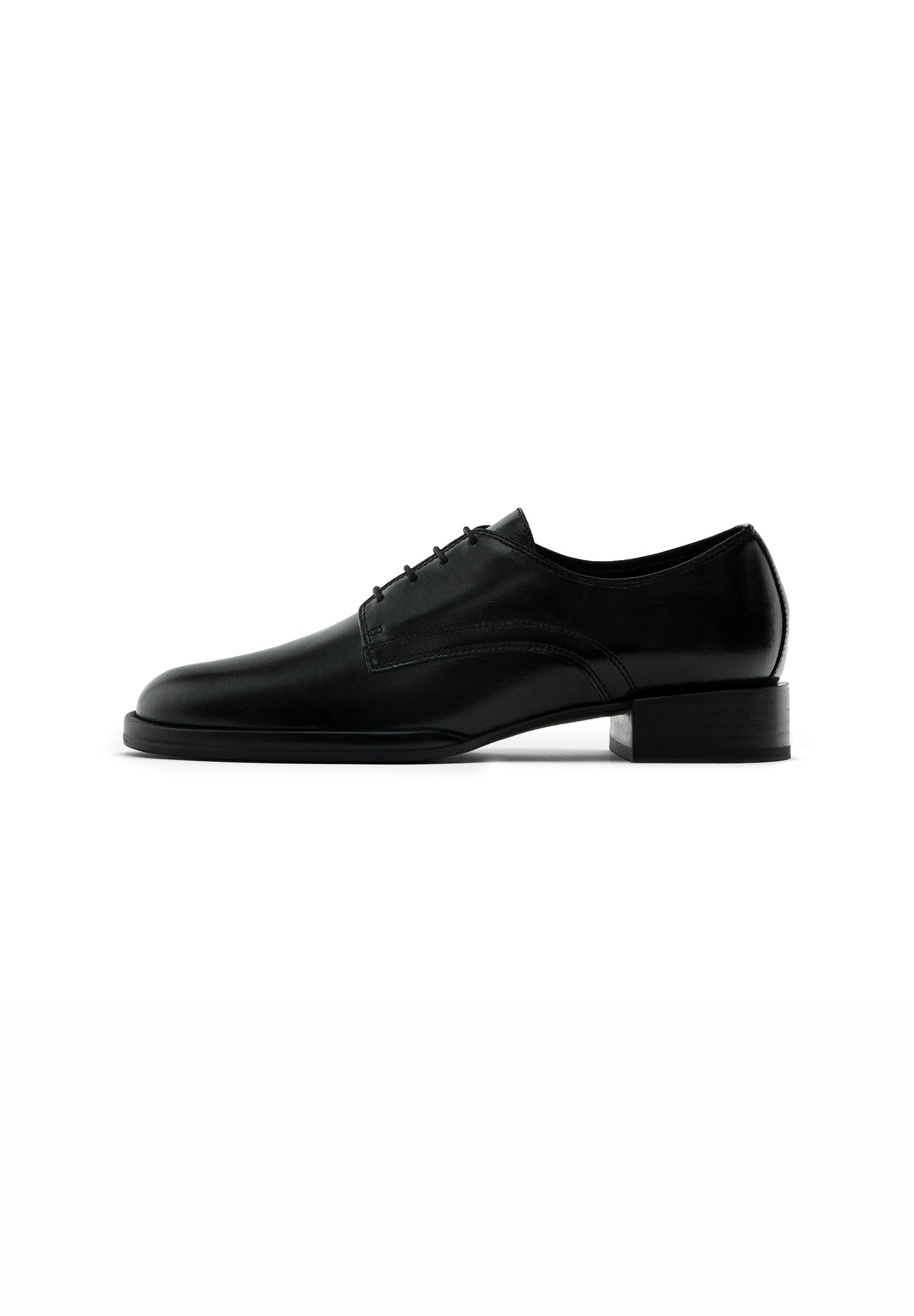 Lace-ups