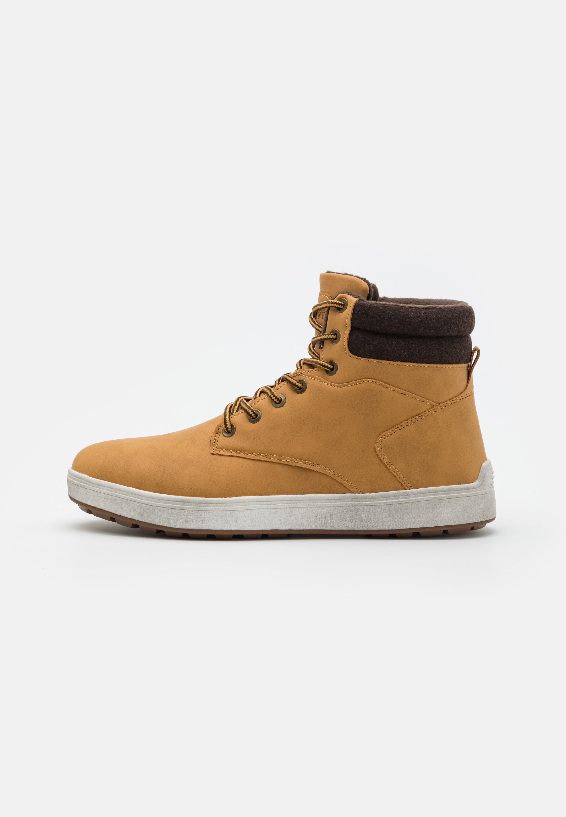 High-top trainers