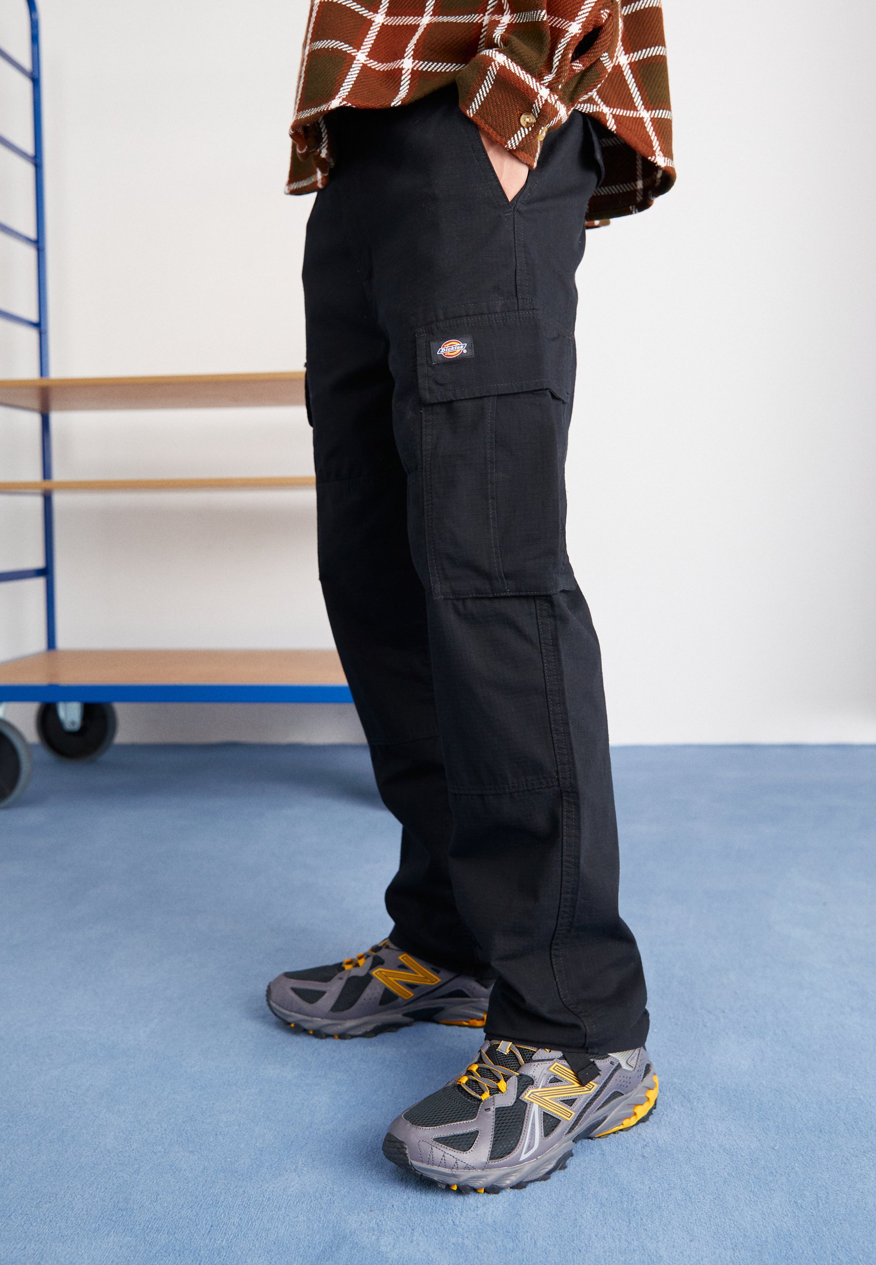 EAGLE BEND - Cargo trousers