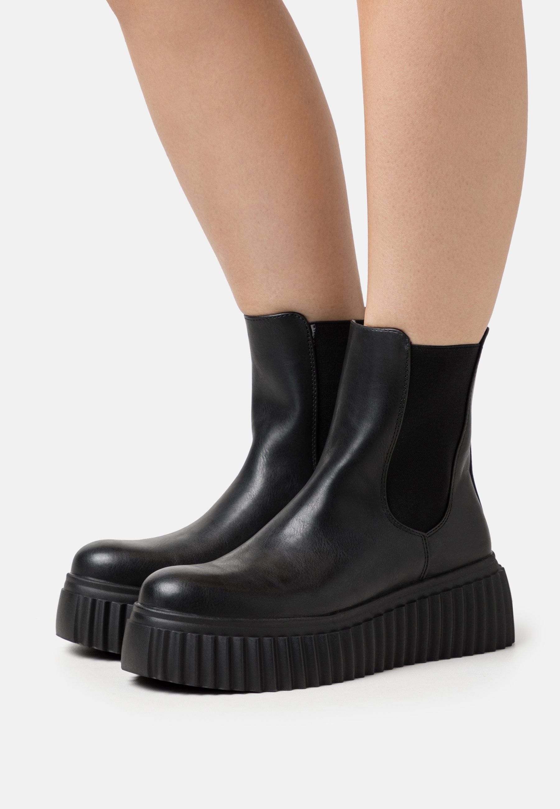 Platform ankle boots
