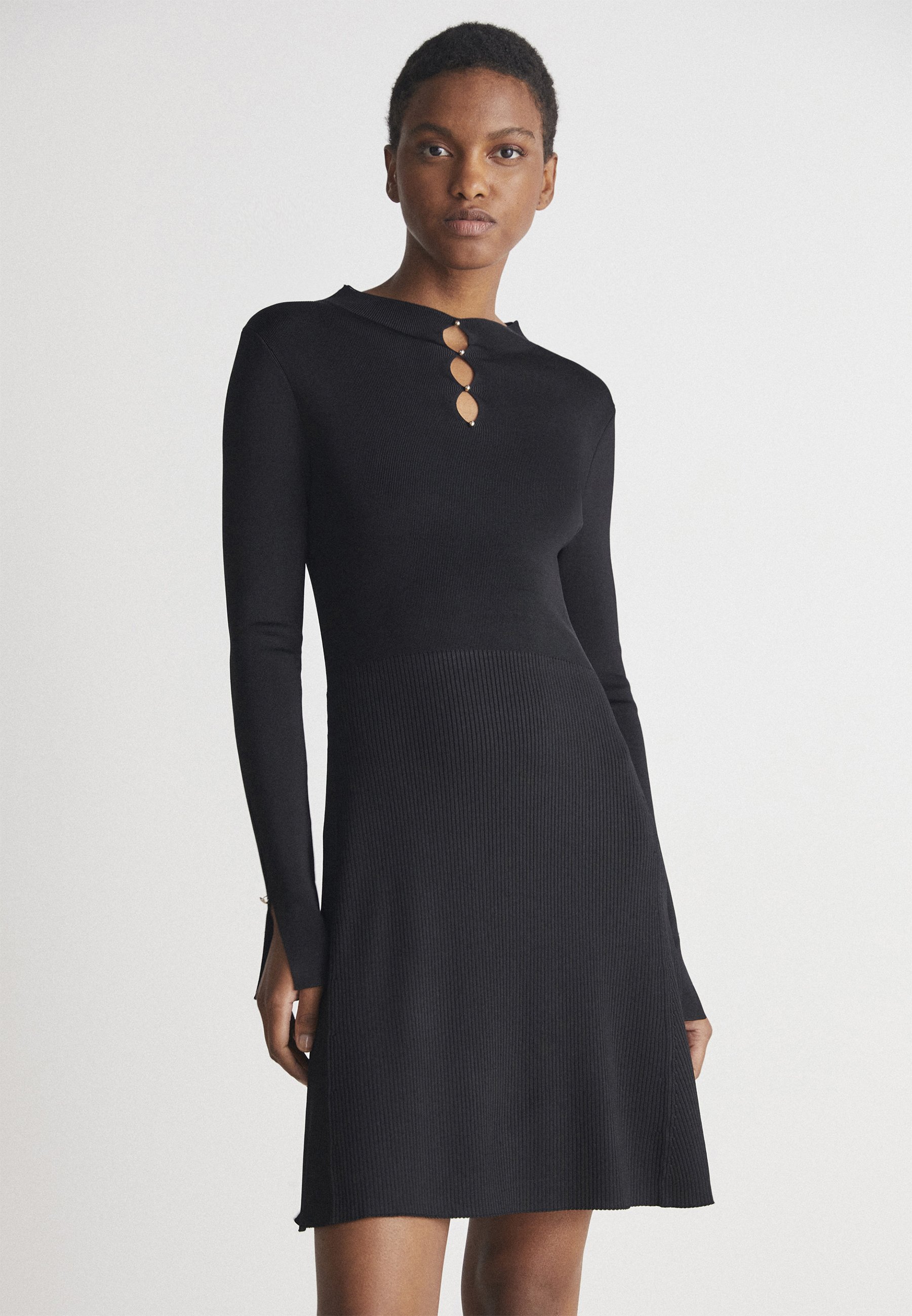 LONG-SLEEVED STRETCH DRESS WITH FEATURE NECKLINE - Jumper dress