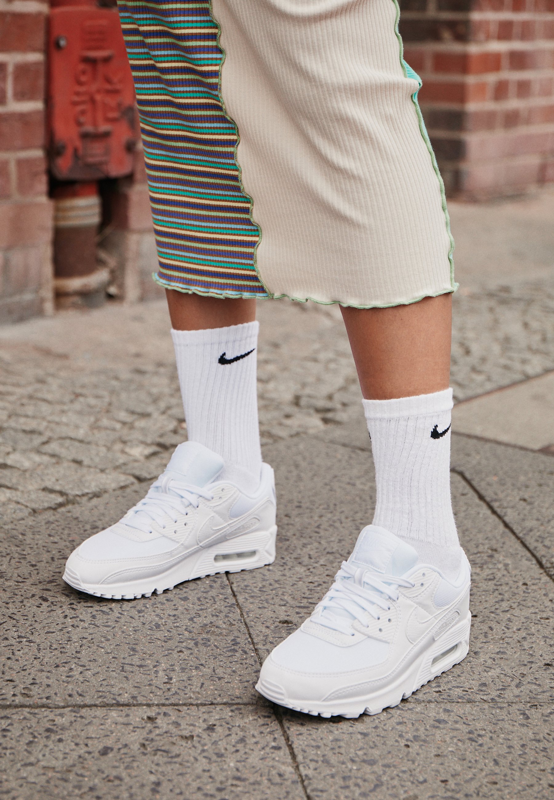 W AIR MAX 90 - Trainers