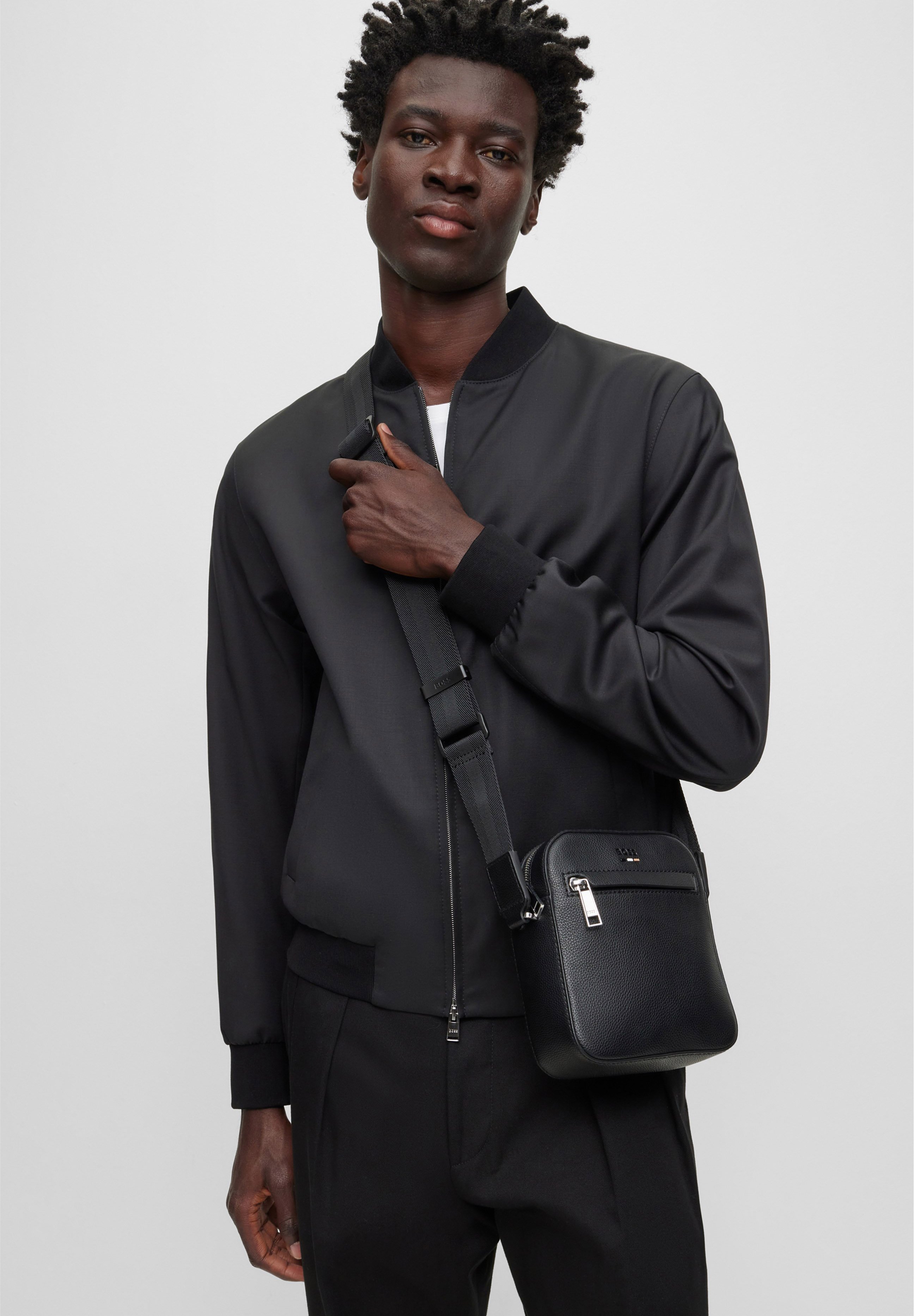 RAY ZIP UNISEX - Across body bag