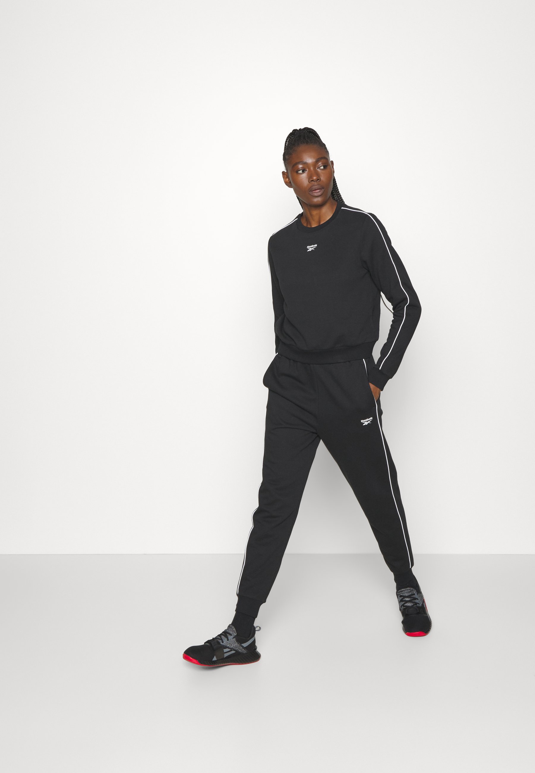 RIE TRACKSUIT SET - Tracksuit