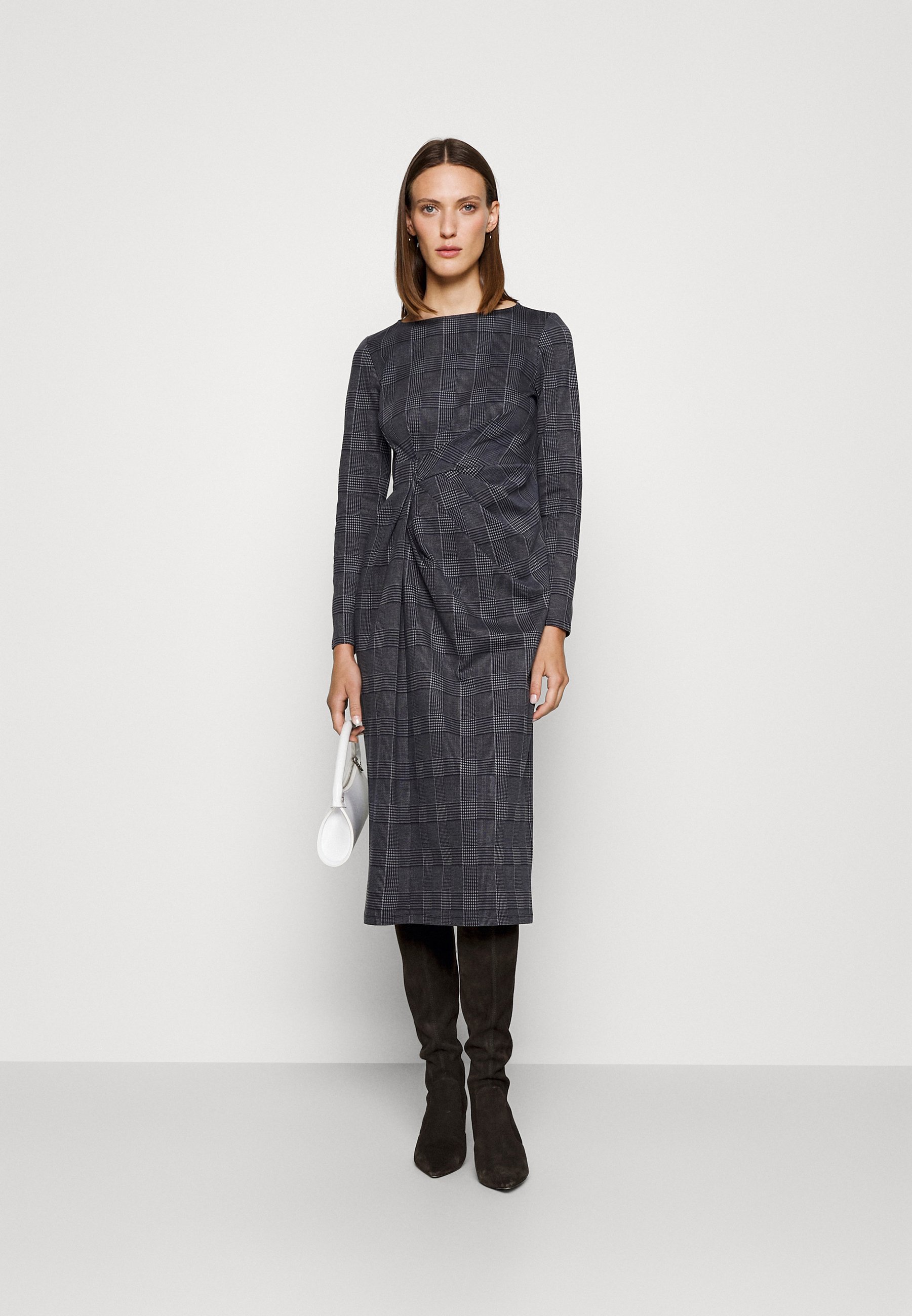OMBROSA - Jersey dress