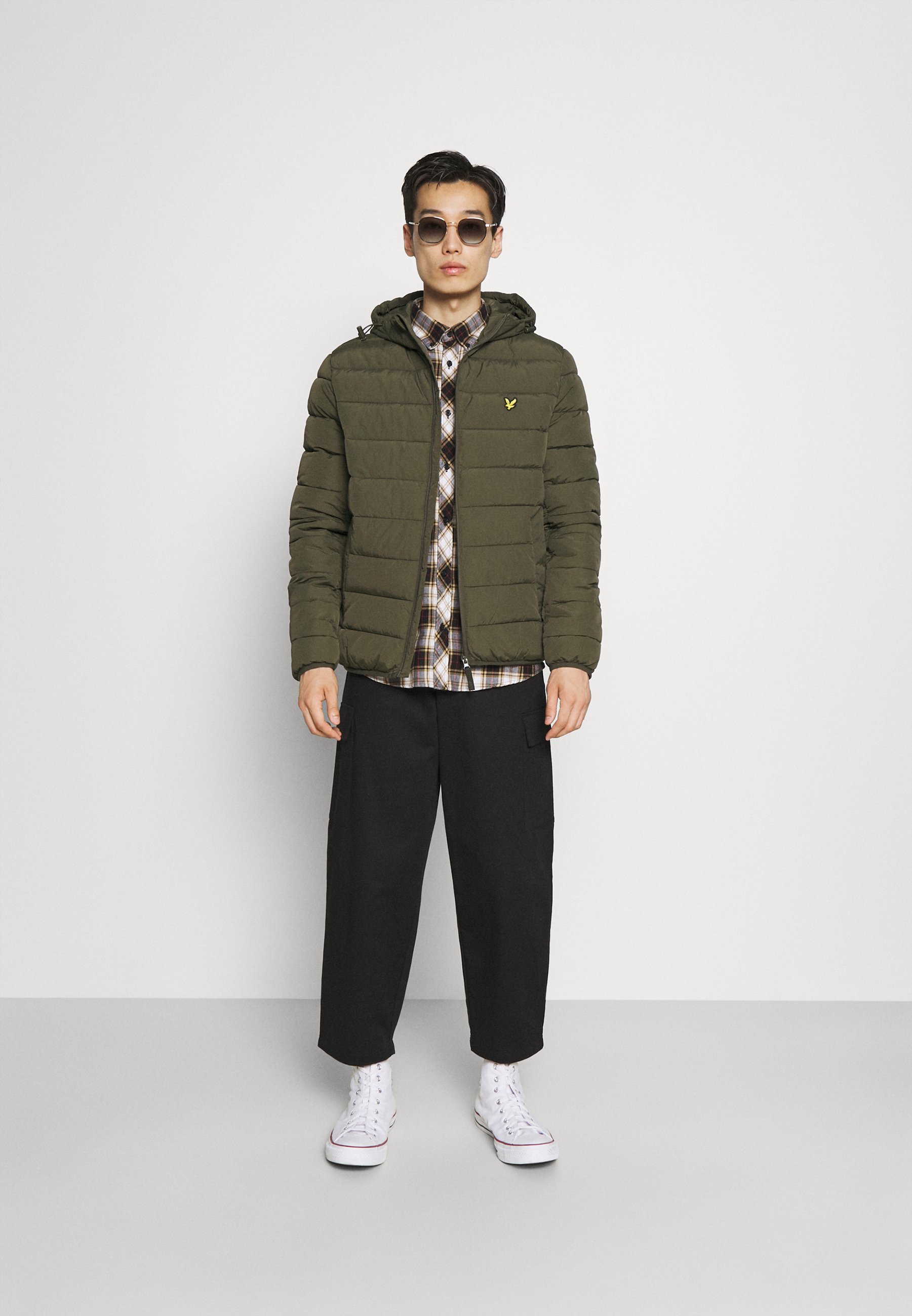 LIGHTWEIGHT PUFFER JACKET - Light jacket
