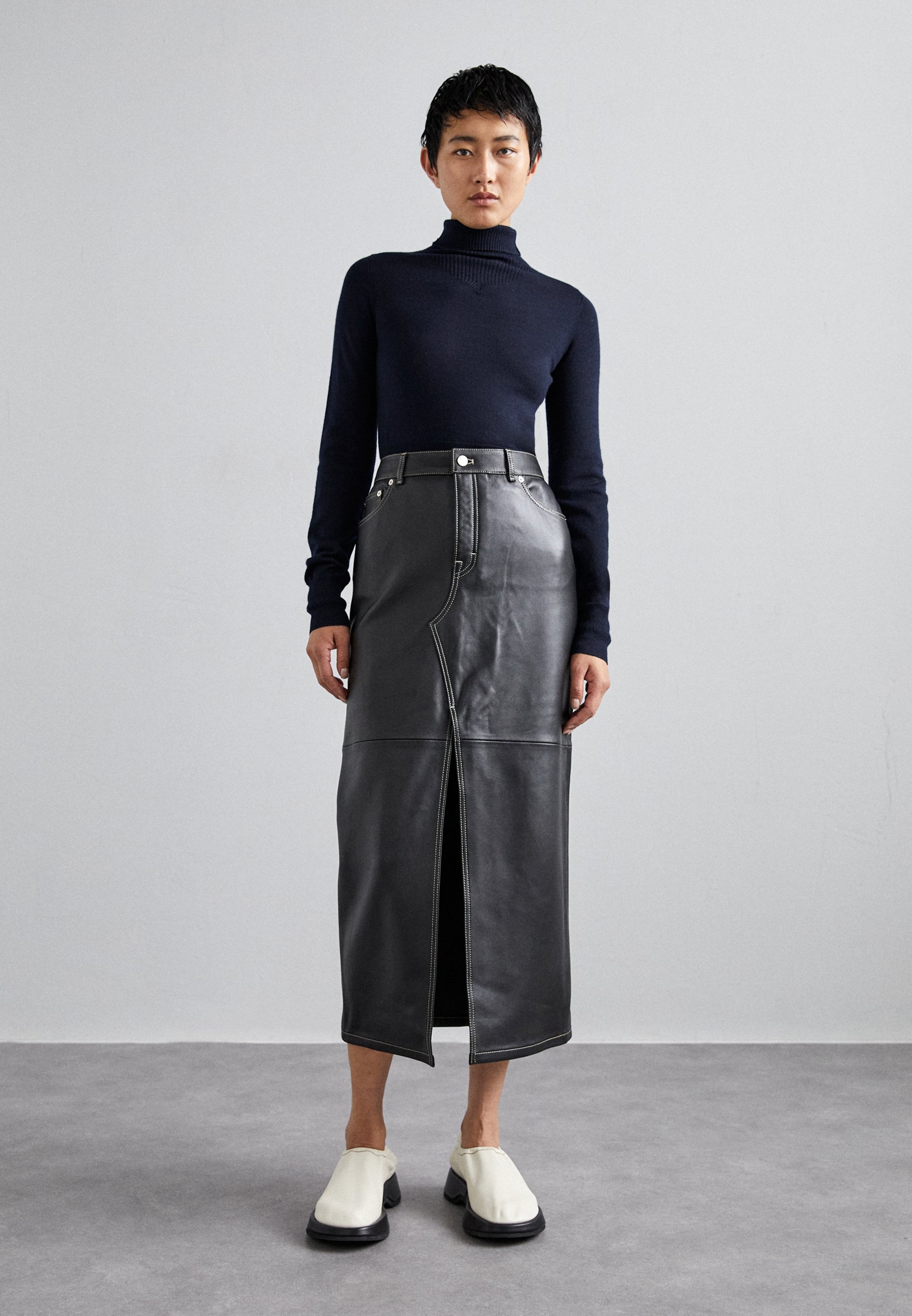 Leather skirt