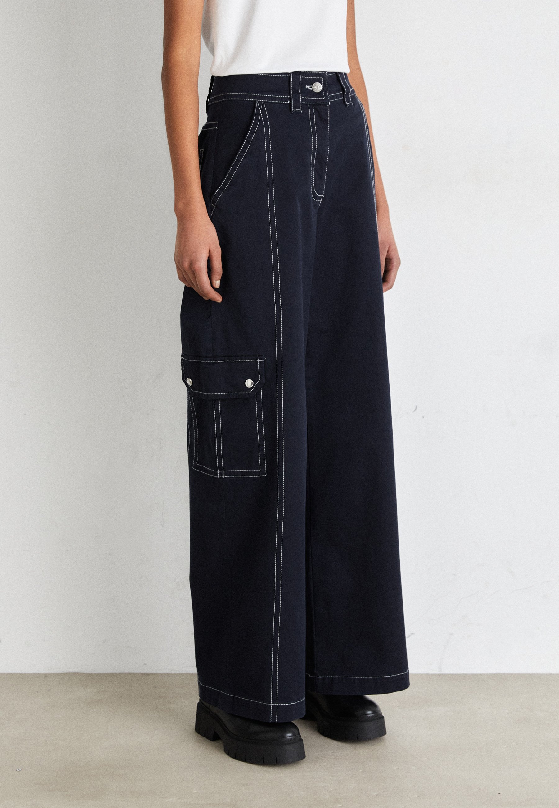 TOONI - Cargo trousers