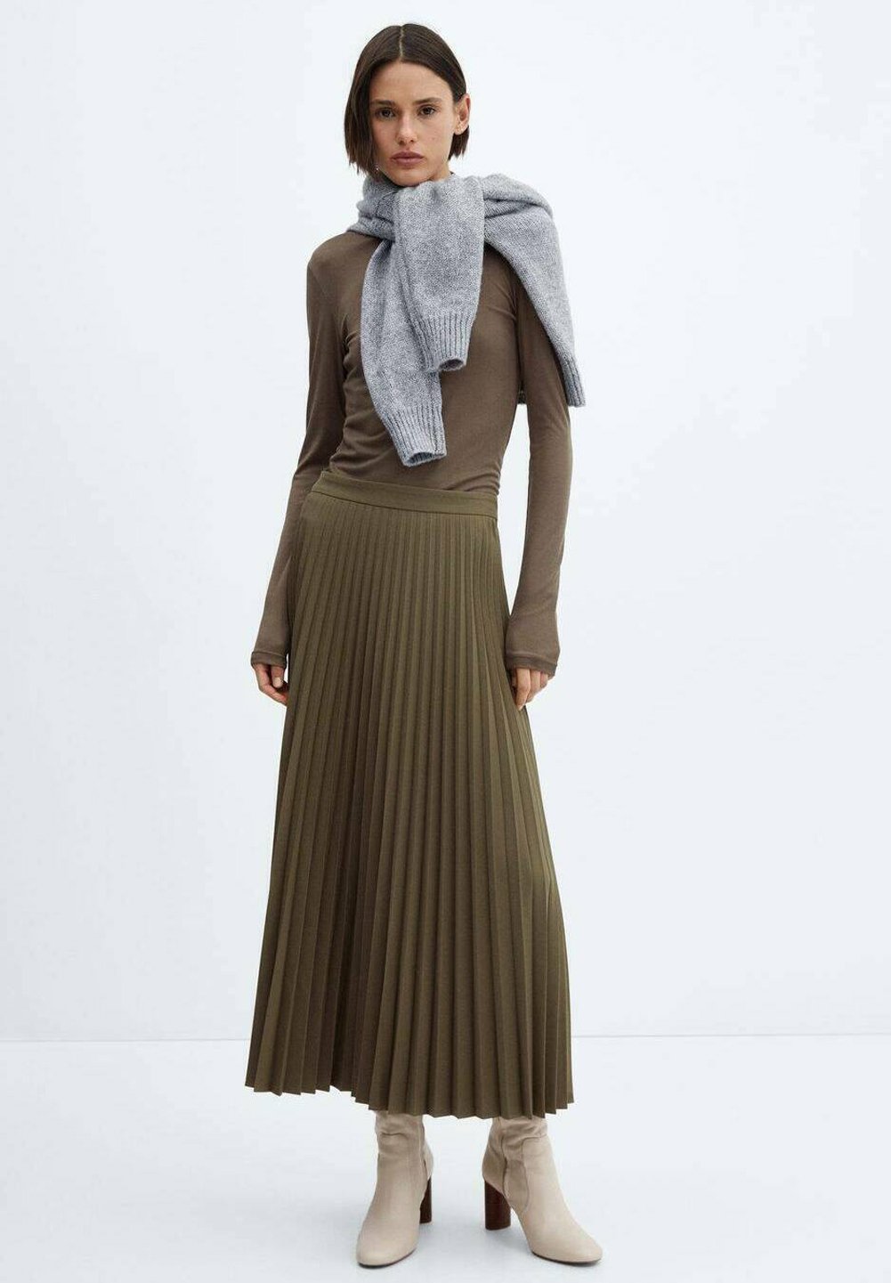 CAMILA - Pleated skirt