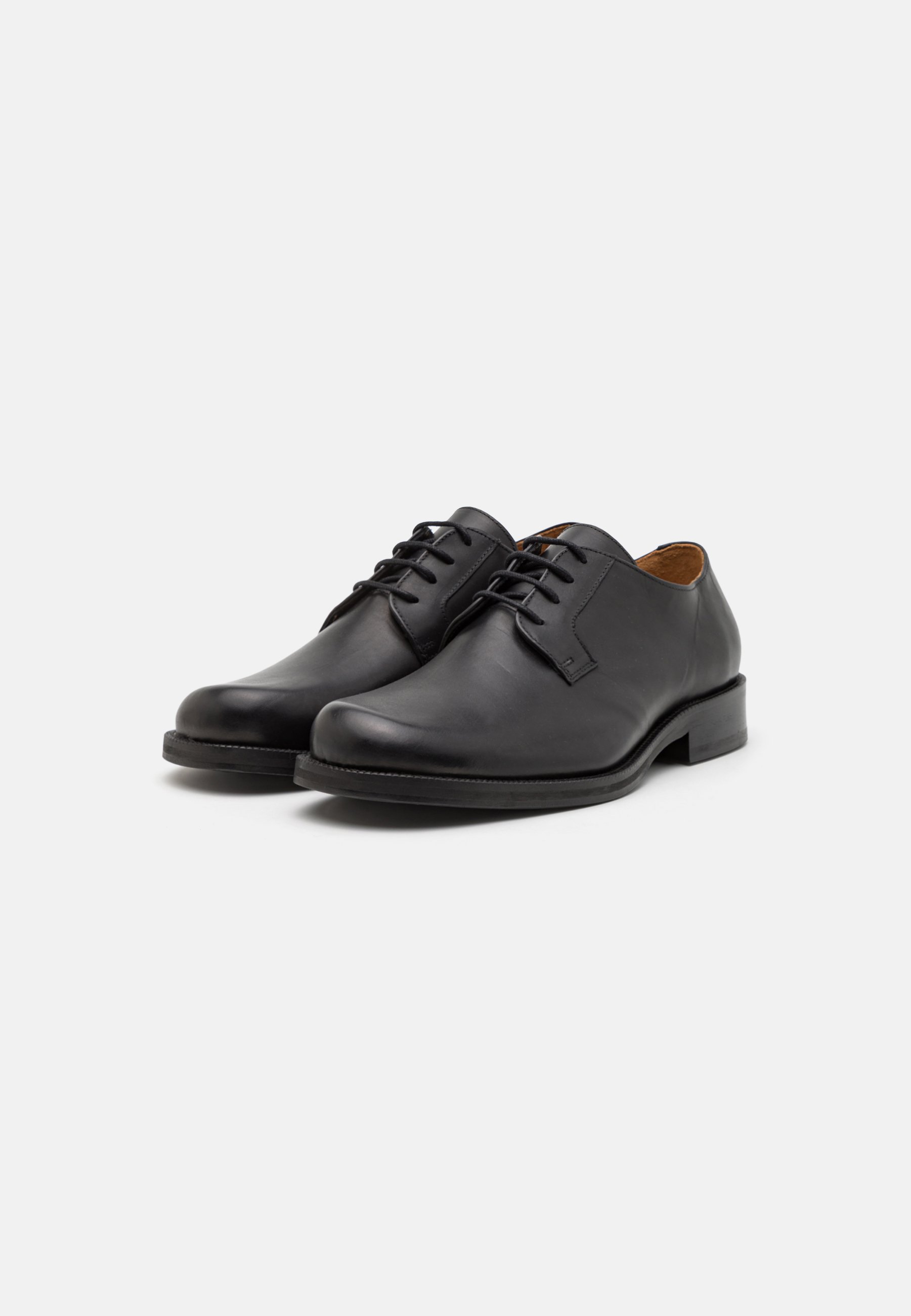 OPUSON - Smart lace-ups