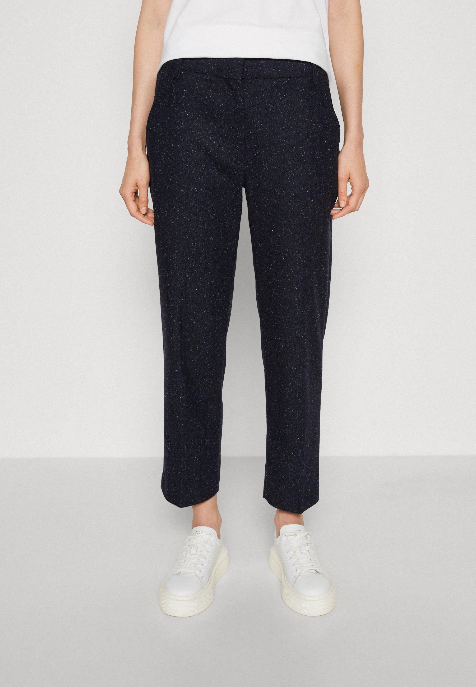 SLIM STRAIGHT PANT - Trousers