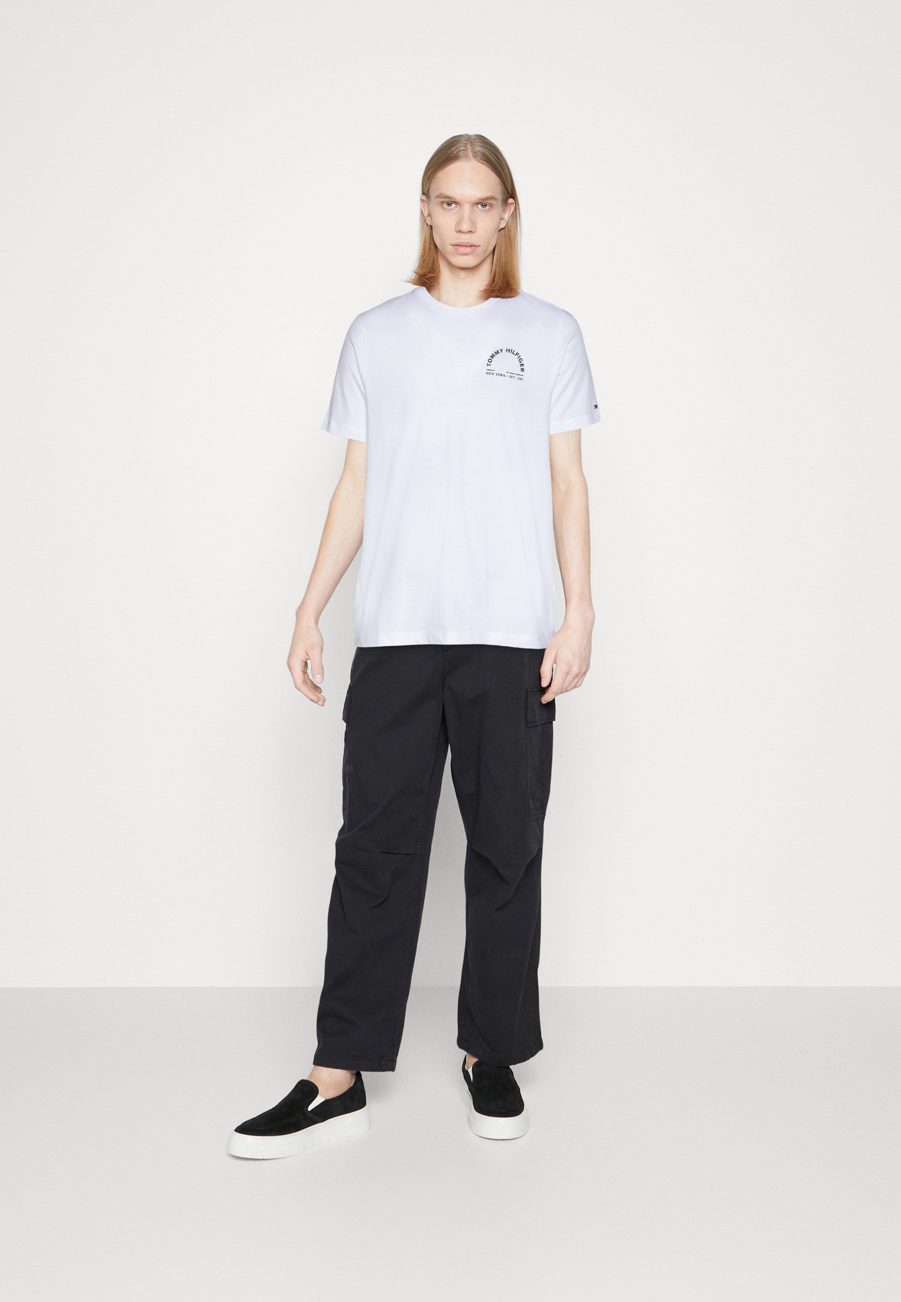 SHADOW TEE UNISEX - Print T-shirt