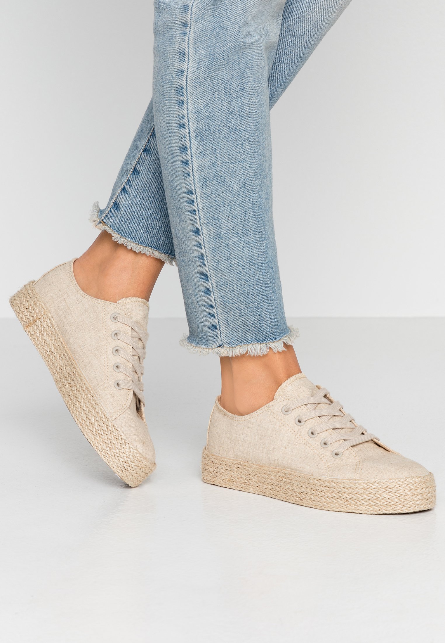 Espadrilles