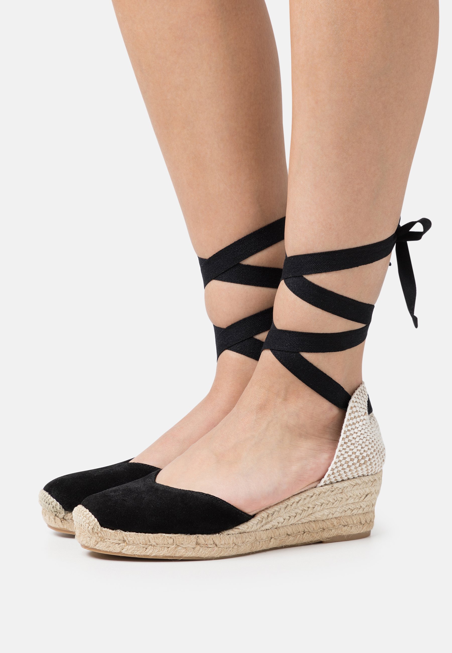 LEATHER- Lace-up heels