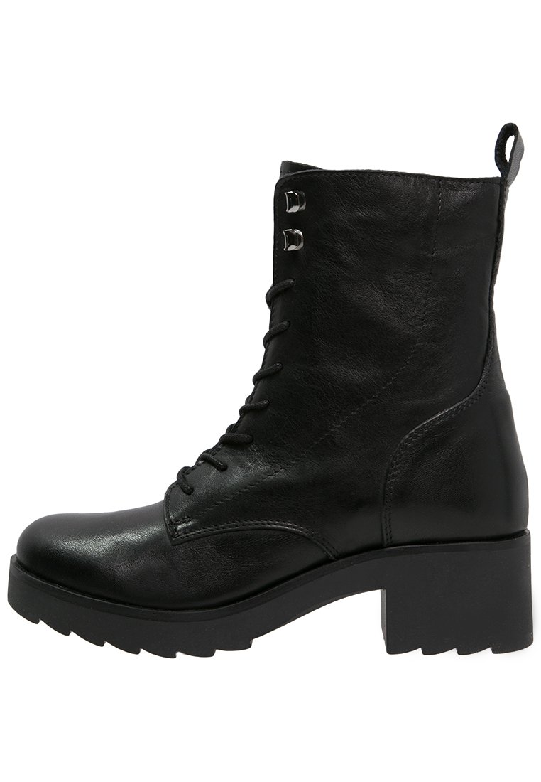 Platform ankle boots