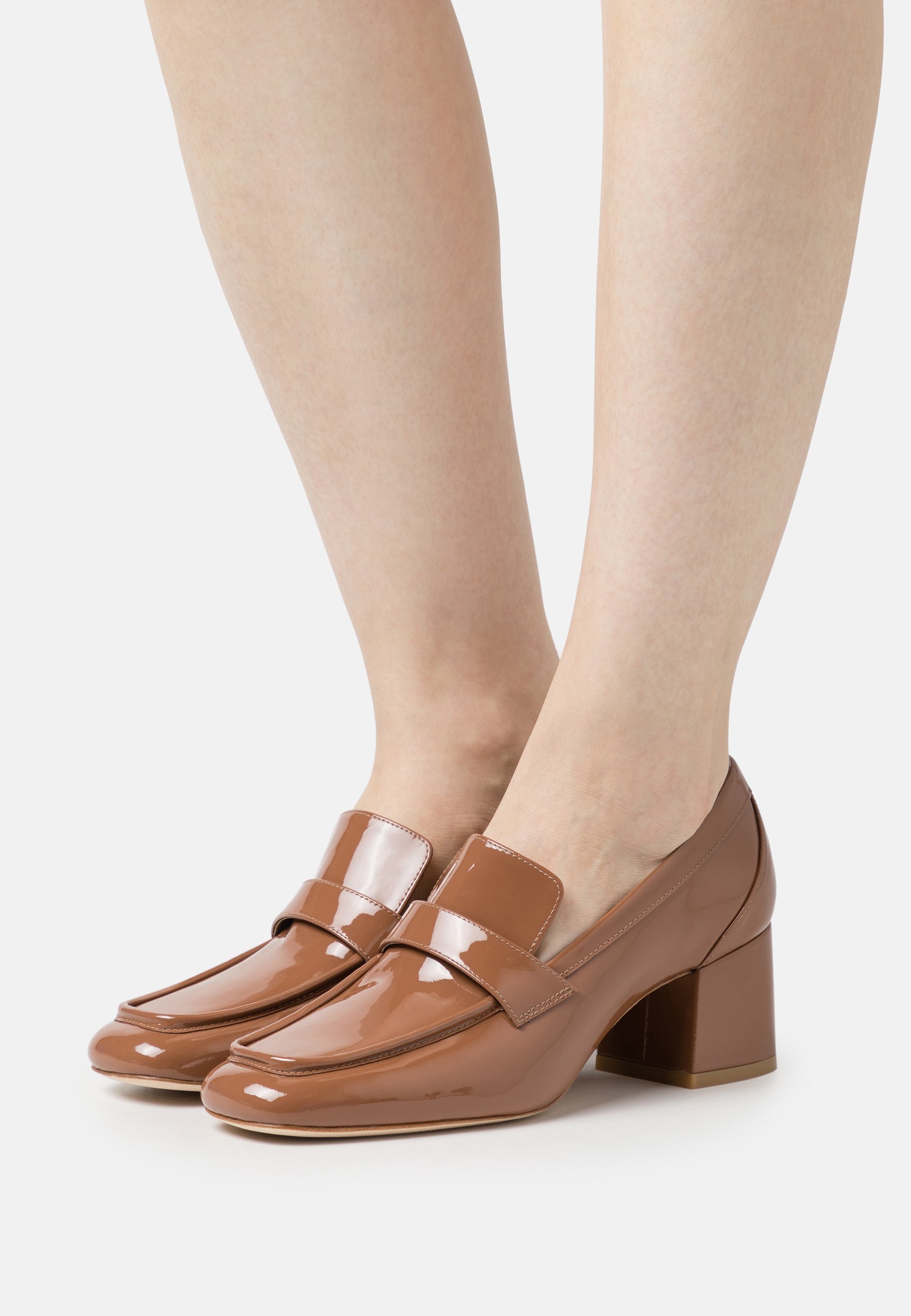 SLEEK LOAFER - Classic heels