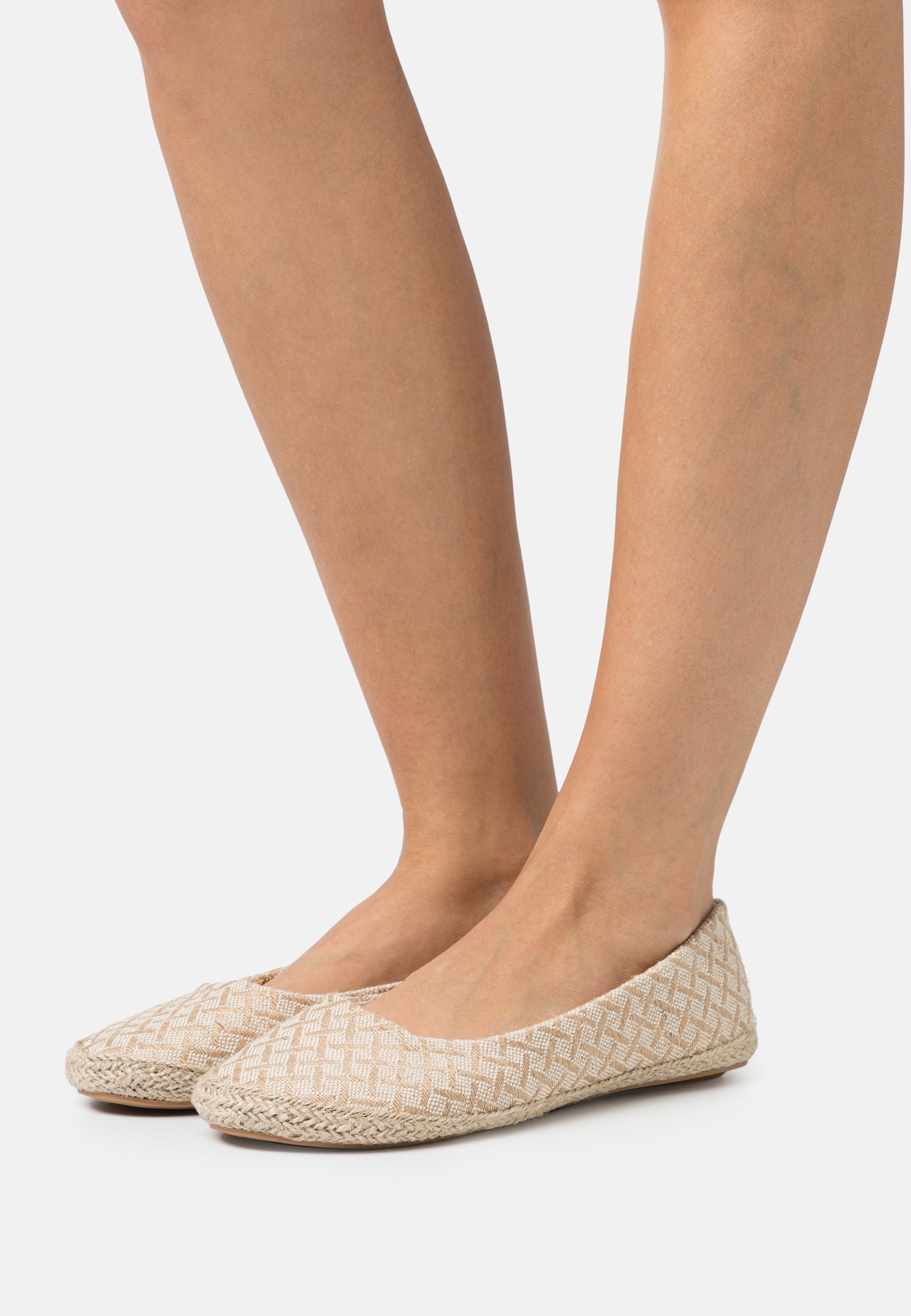 Ballet pumps
