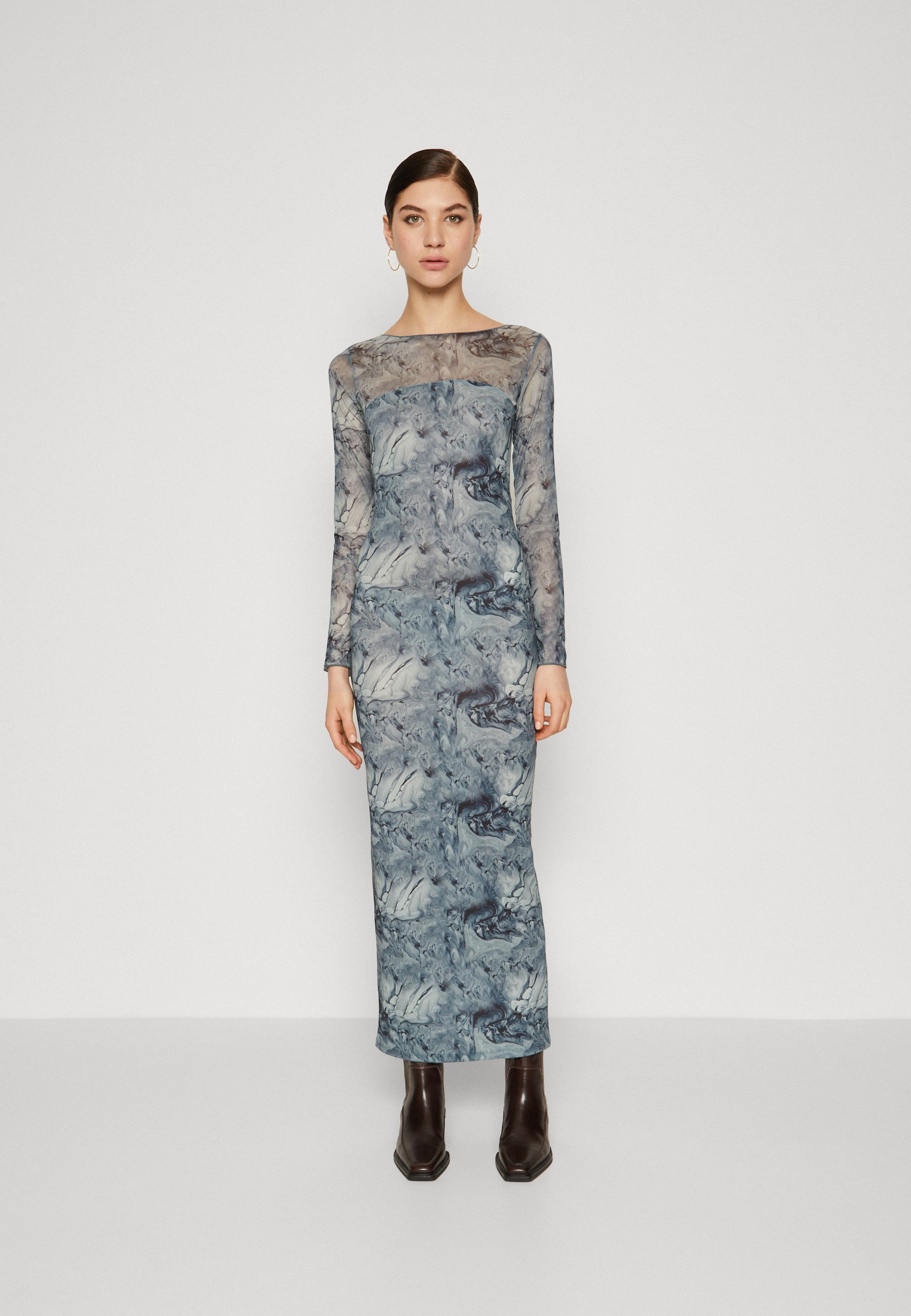Shift dress
