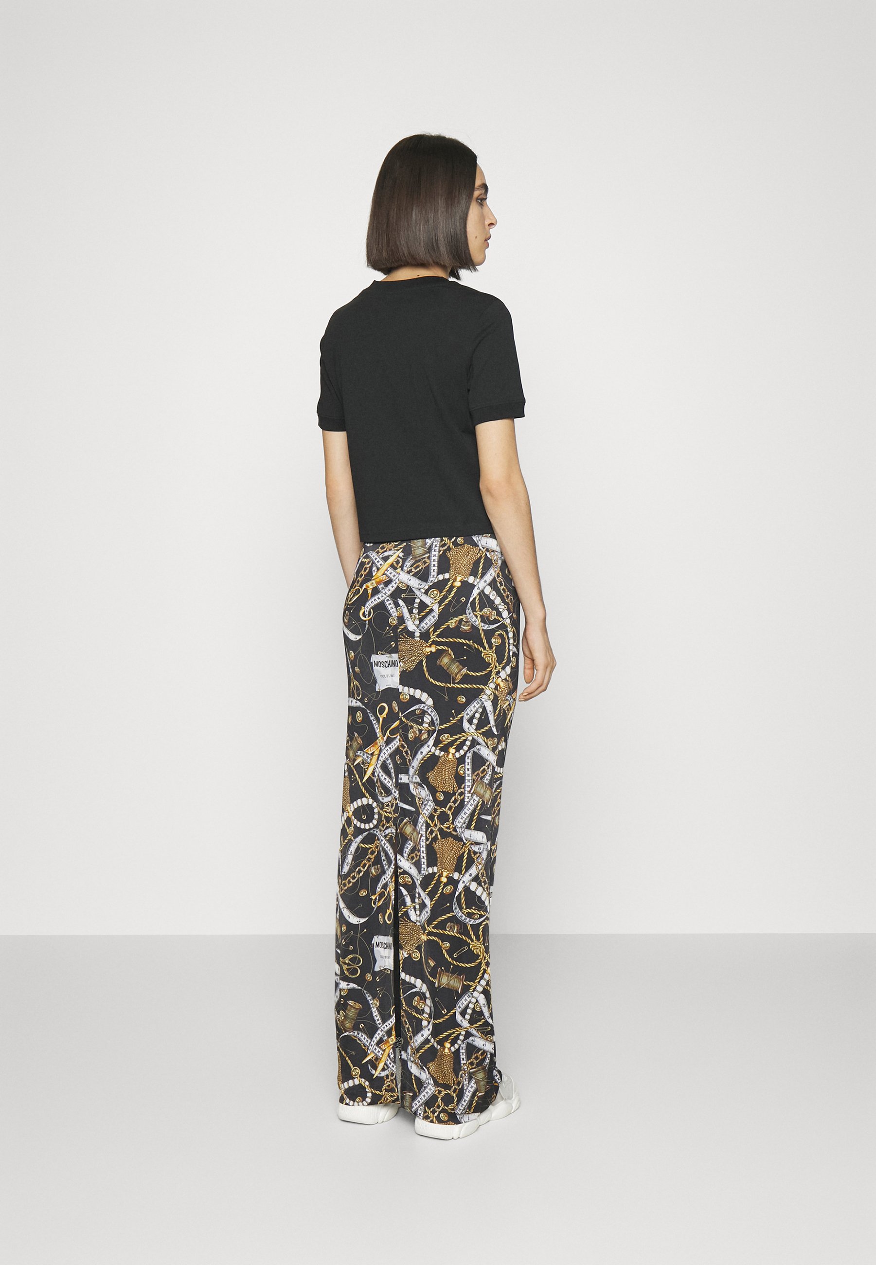 ALL OVER SARTORIAL- Maxi skirt