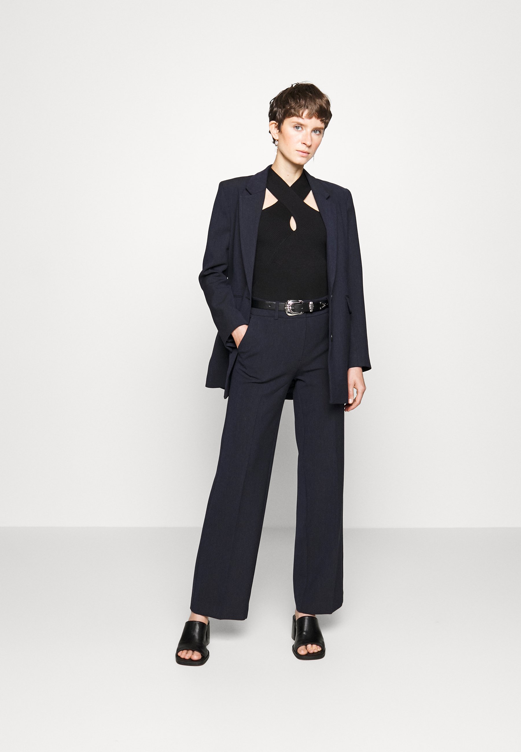 WIDE PANT DARK- Trousers