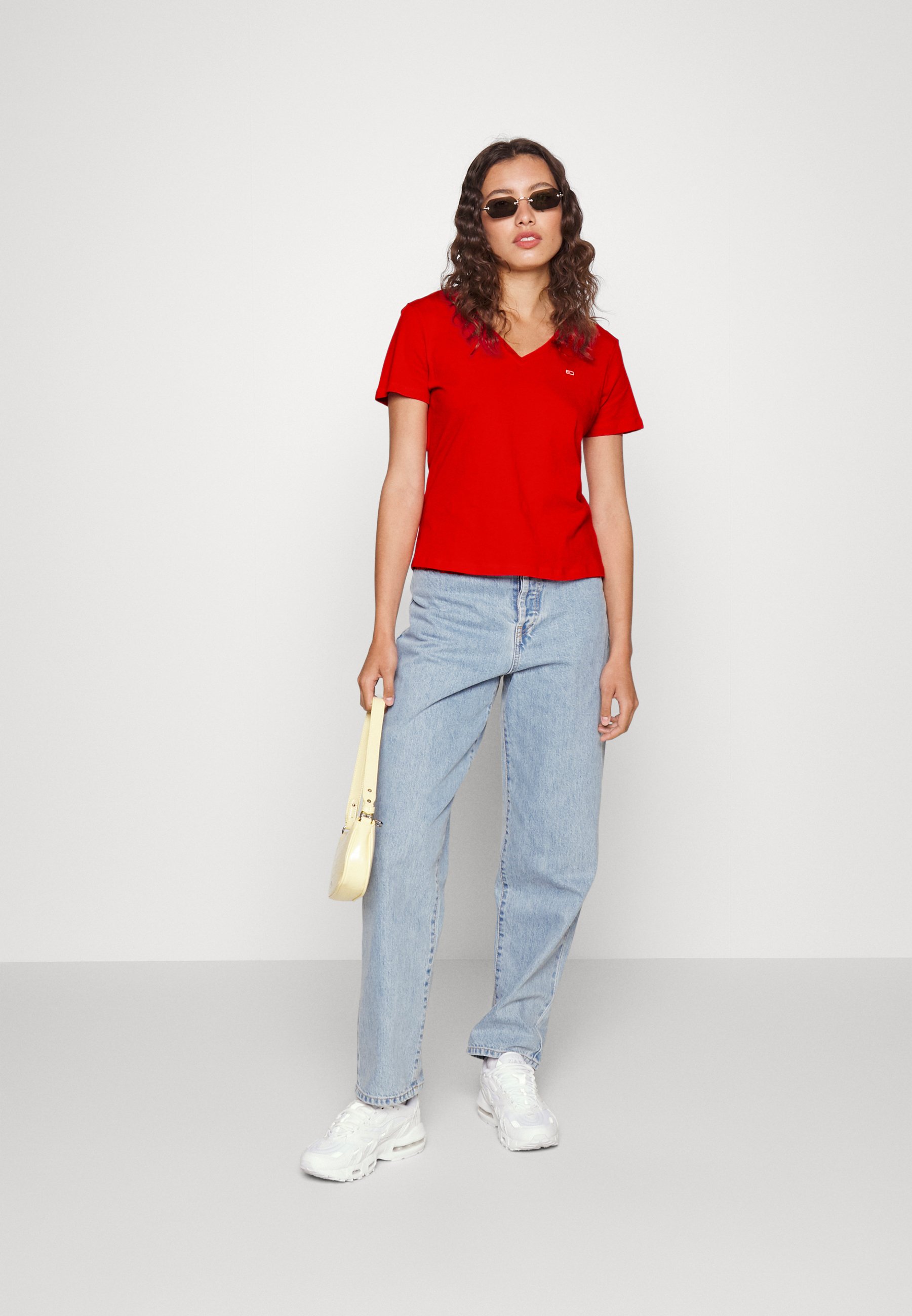 TJW SLIM SOFT V NECK TEE - Top