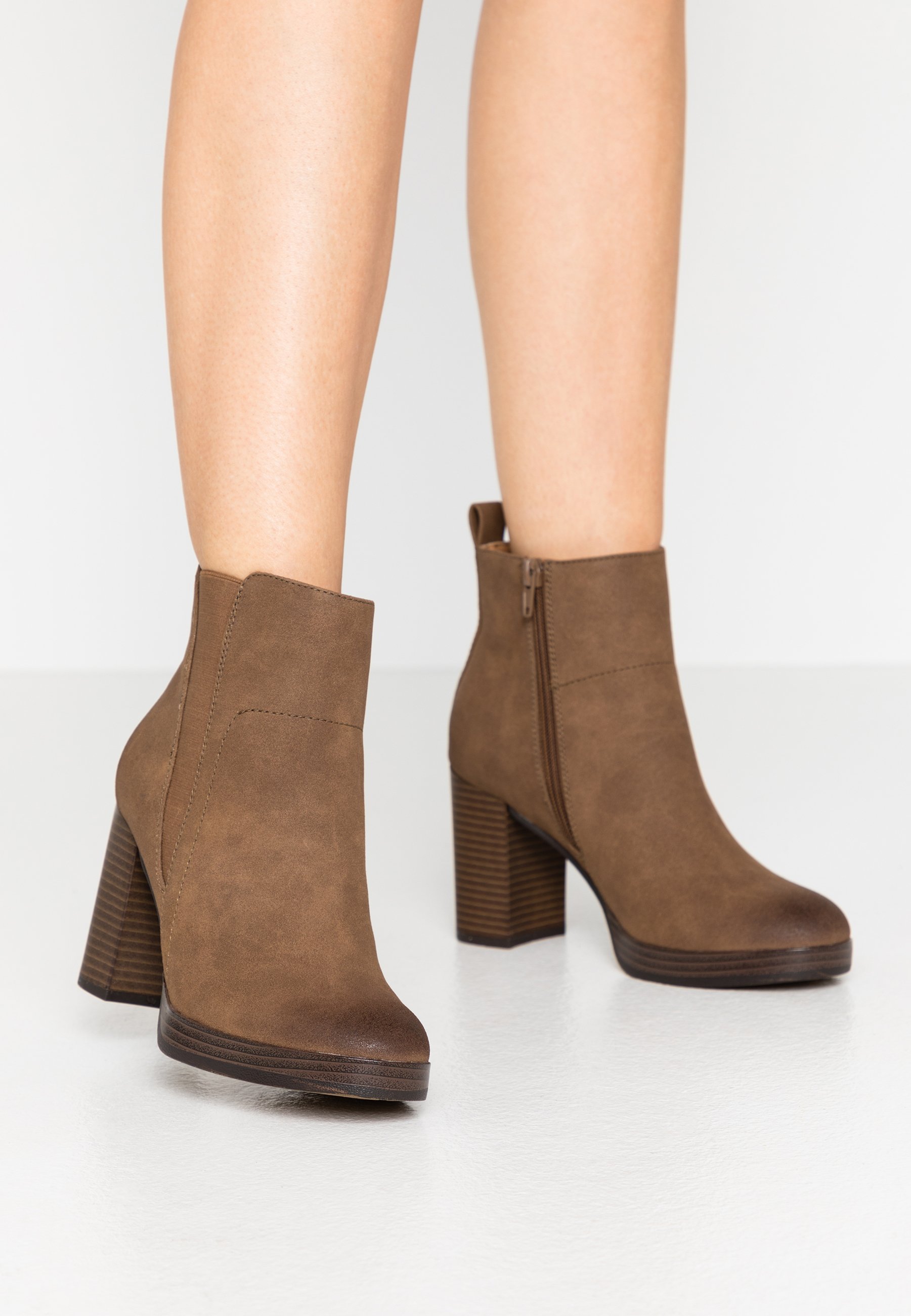 Ankle boots
