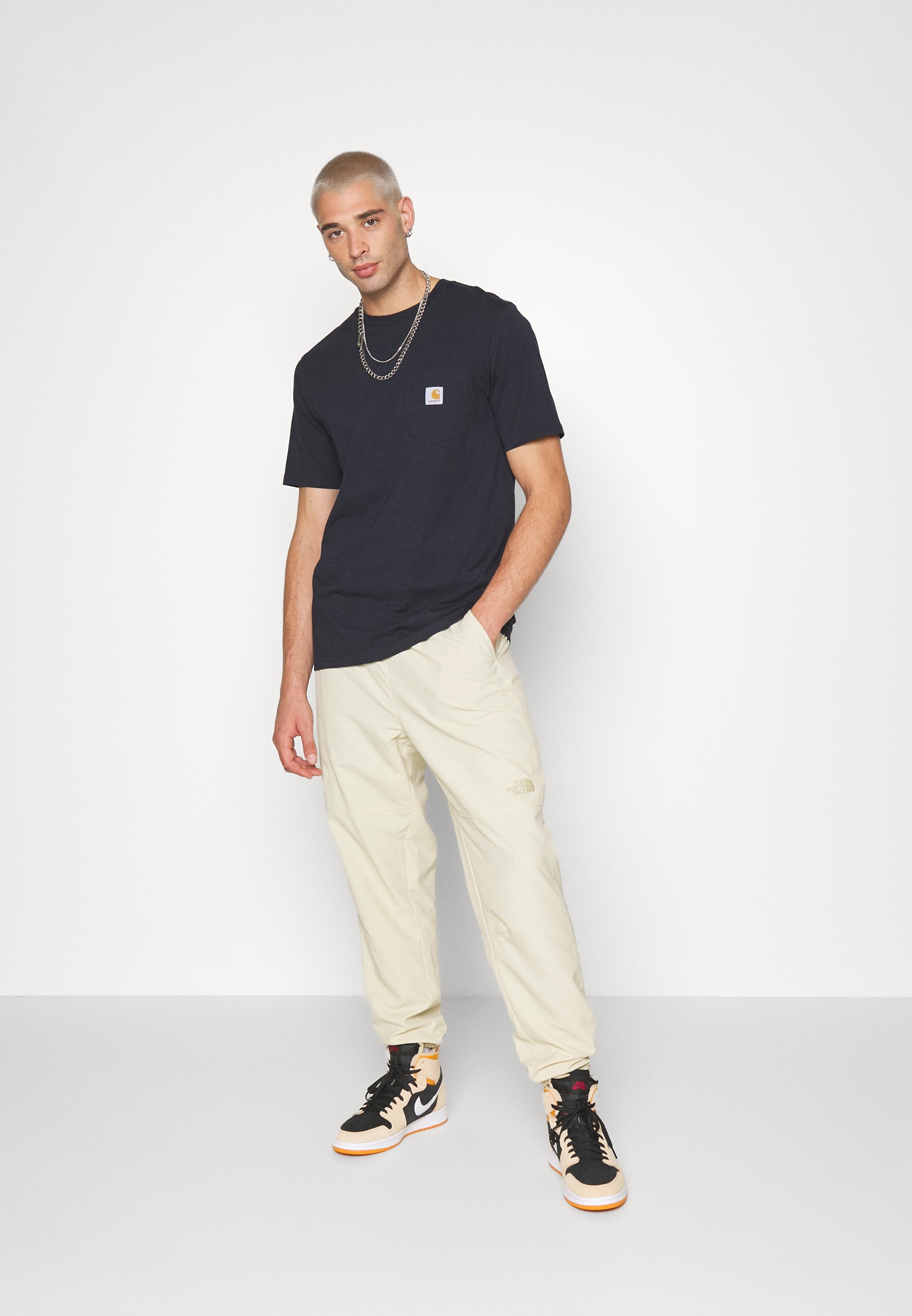 POCKET - Basic T-shirt