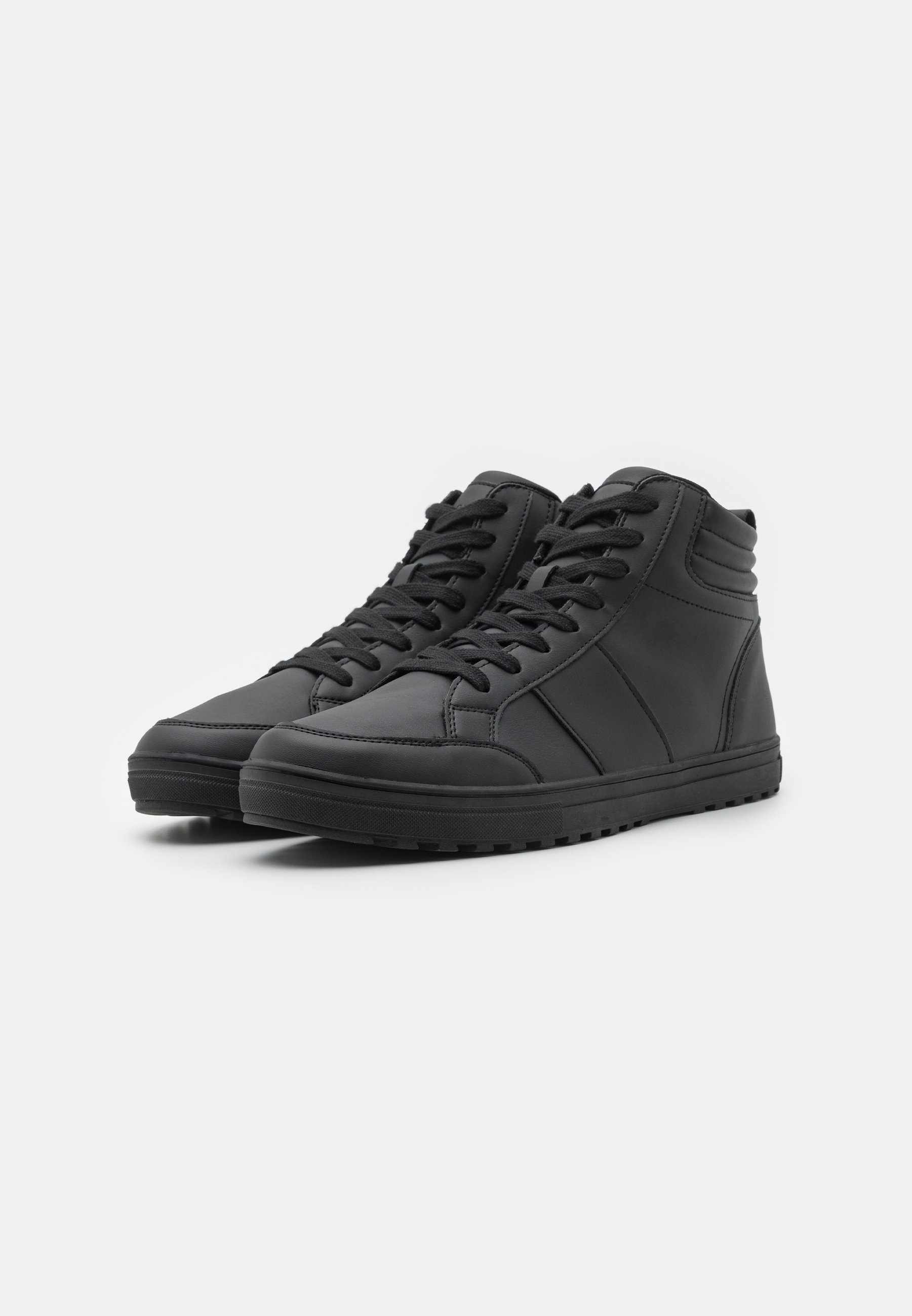 High-top trainers