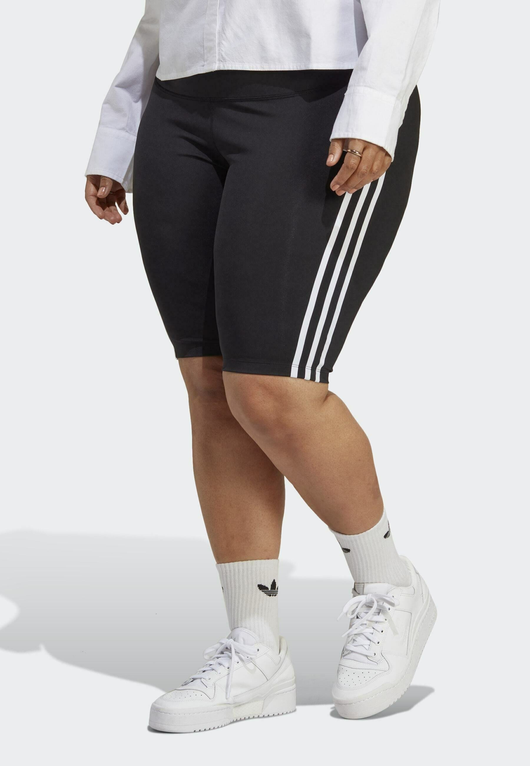 CLASSICS HIGHWAISTED - Shorts
