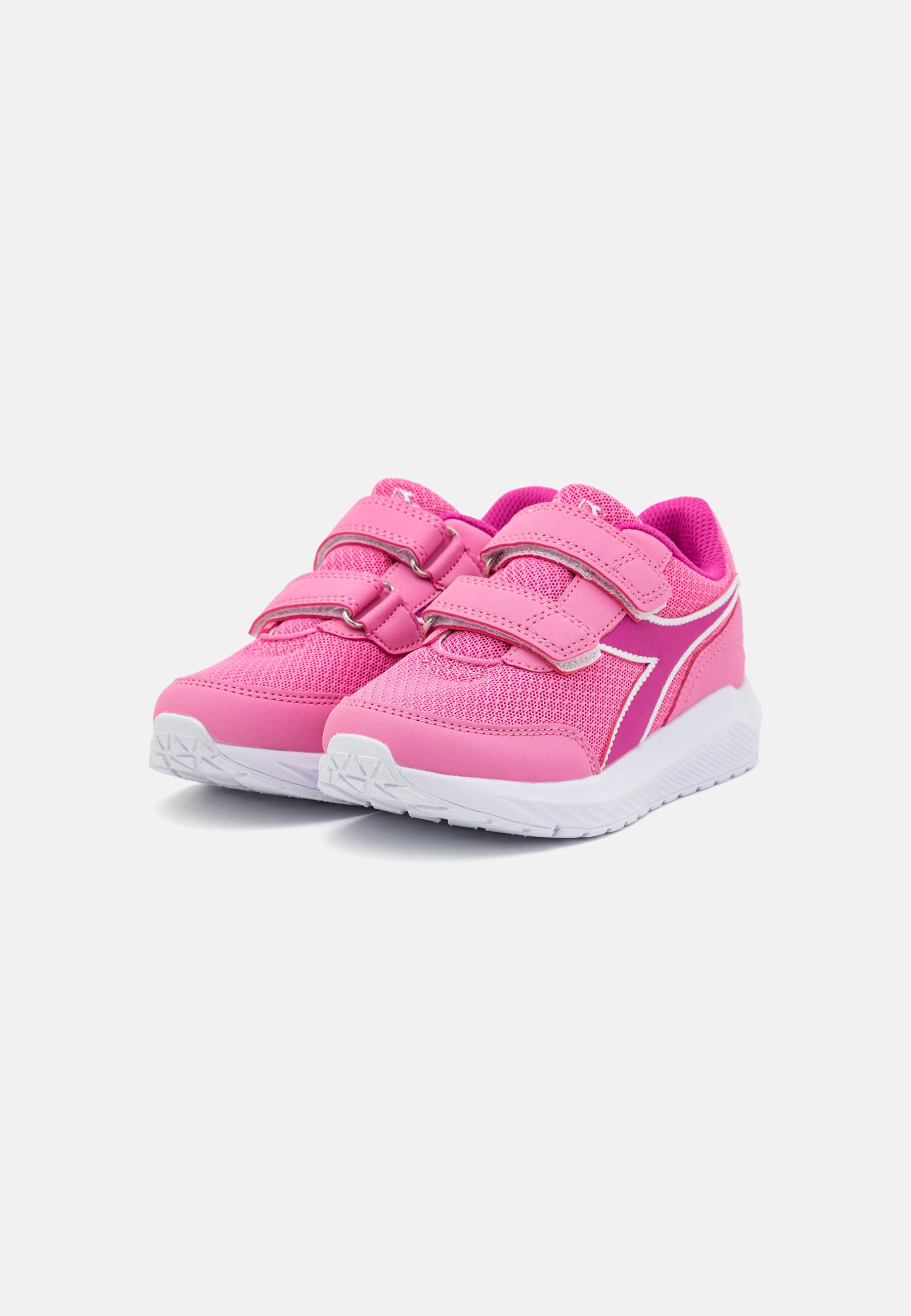 Competition running shoes