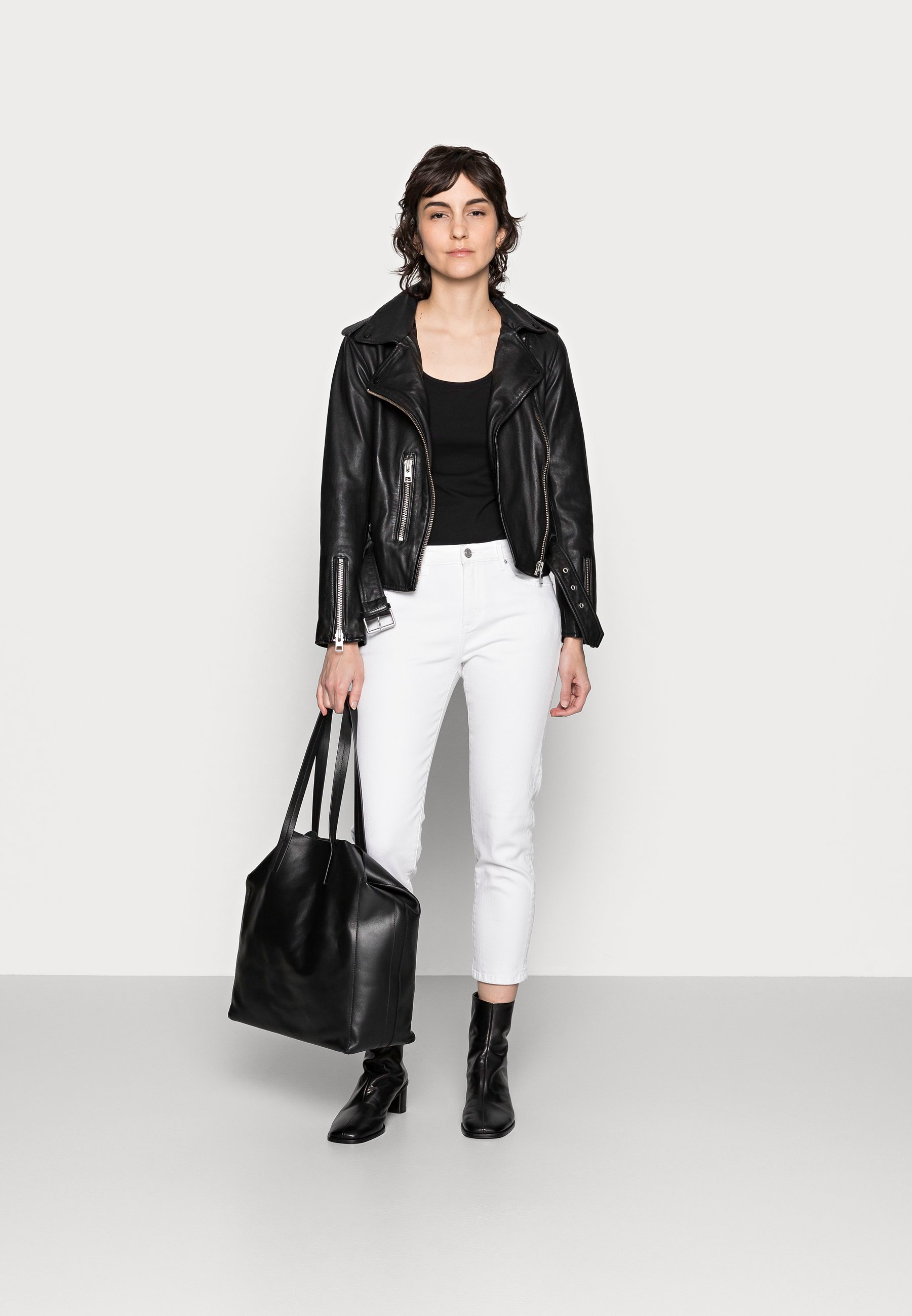 BASIC TANK 3er Pack - Top